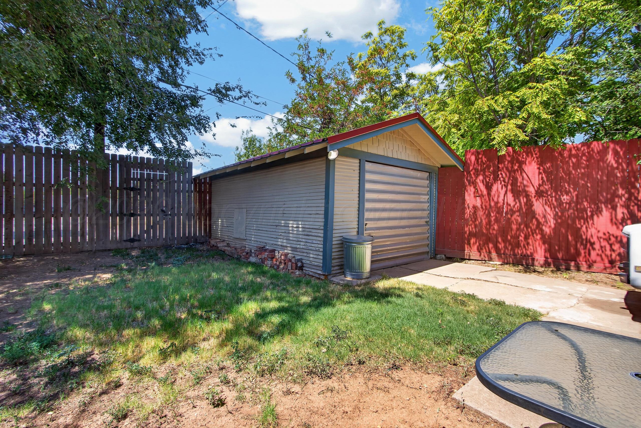 1506 S Jefferson Street Property Photo 32