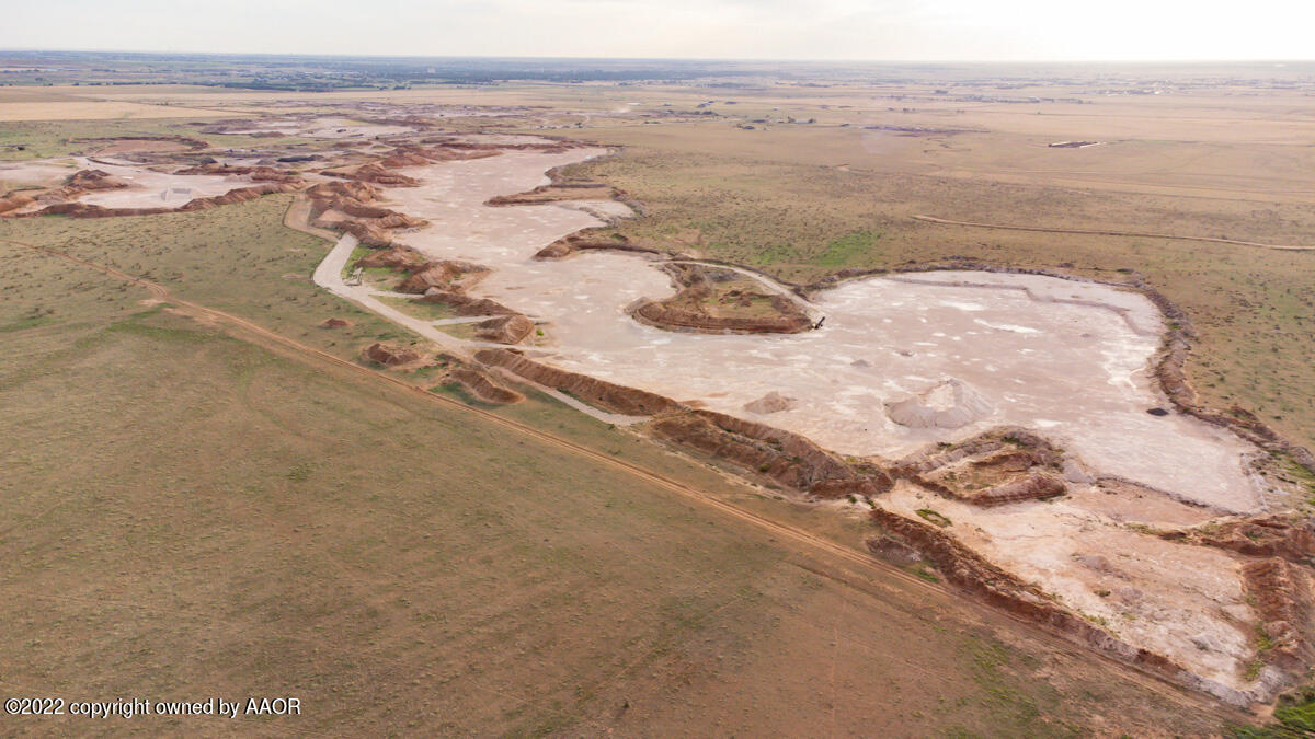Cemetery Rd Caliche Pit Property Photo 9