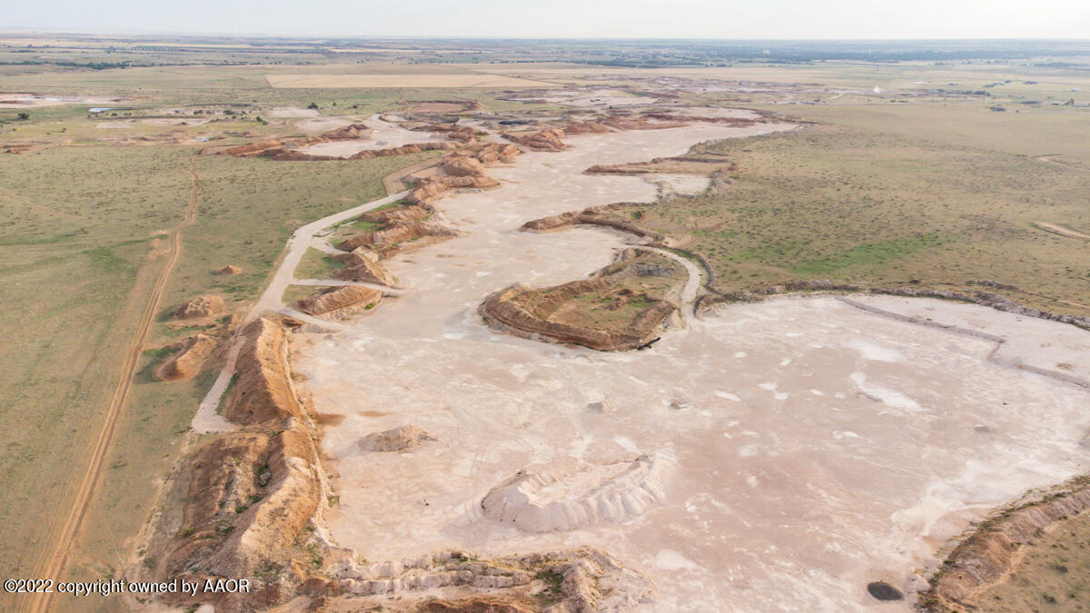 Cemetery Rd Caliche Pit Property Photo 10
