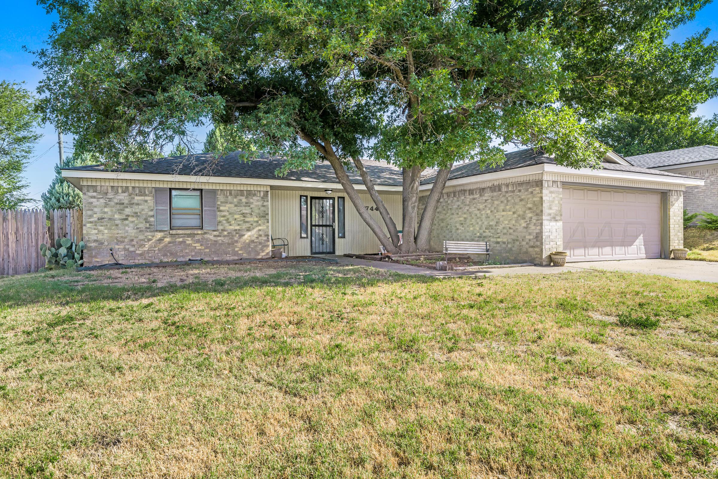6744 Arroyo Drive Property Photo 1