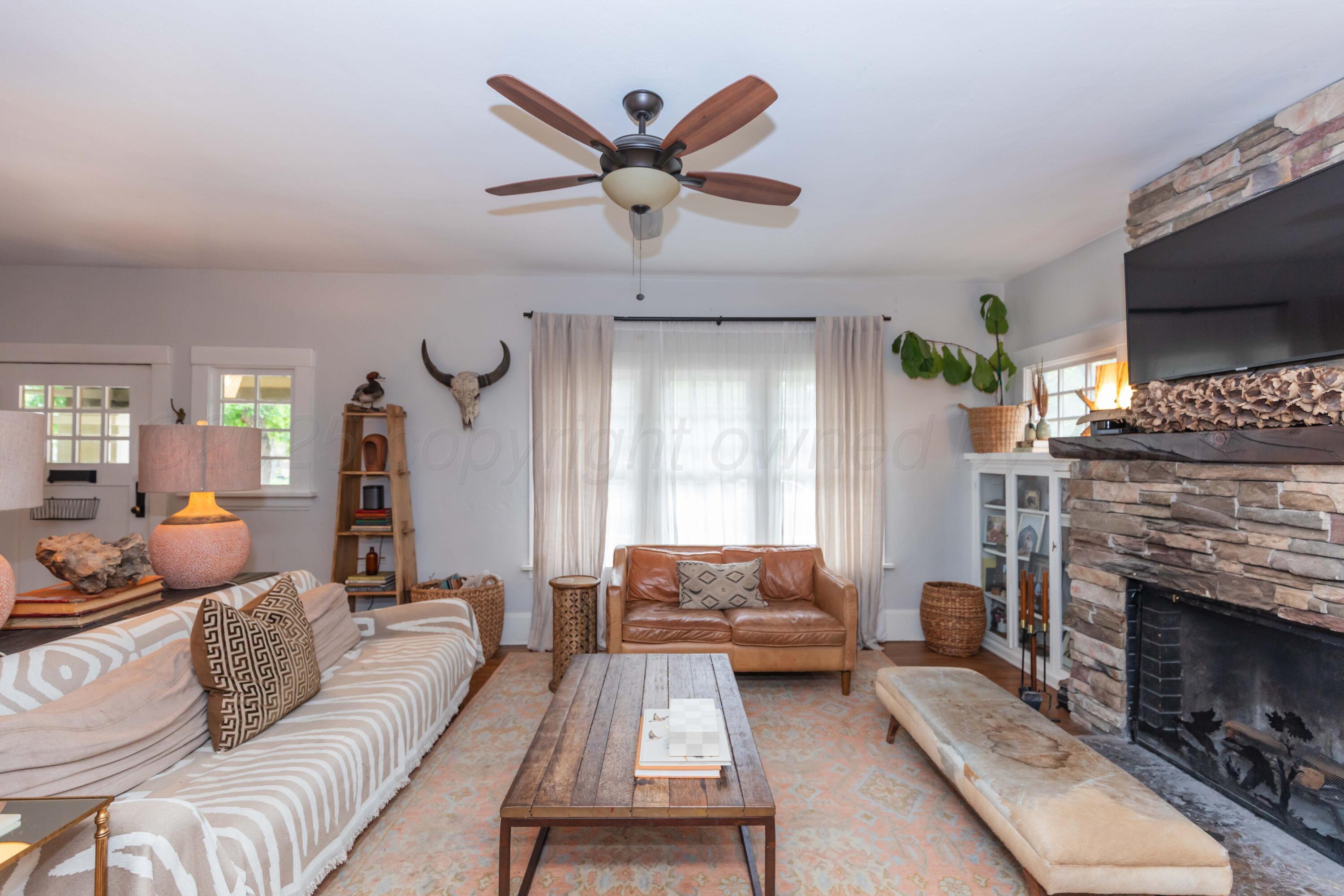 1611 S Van Buren Street Property Photo 7