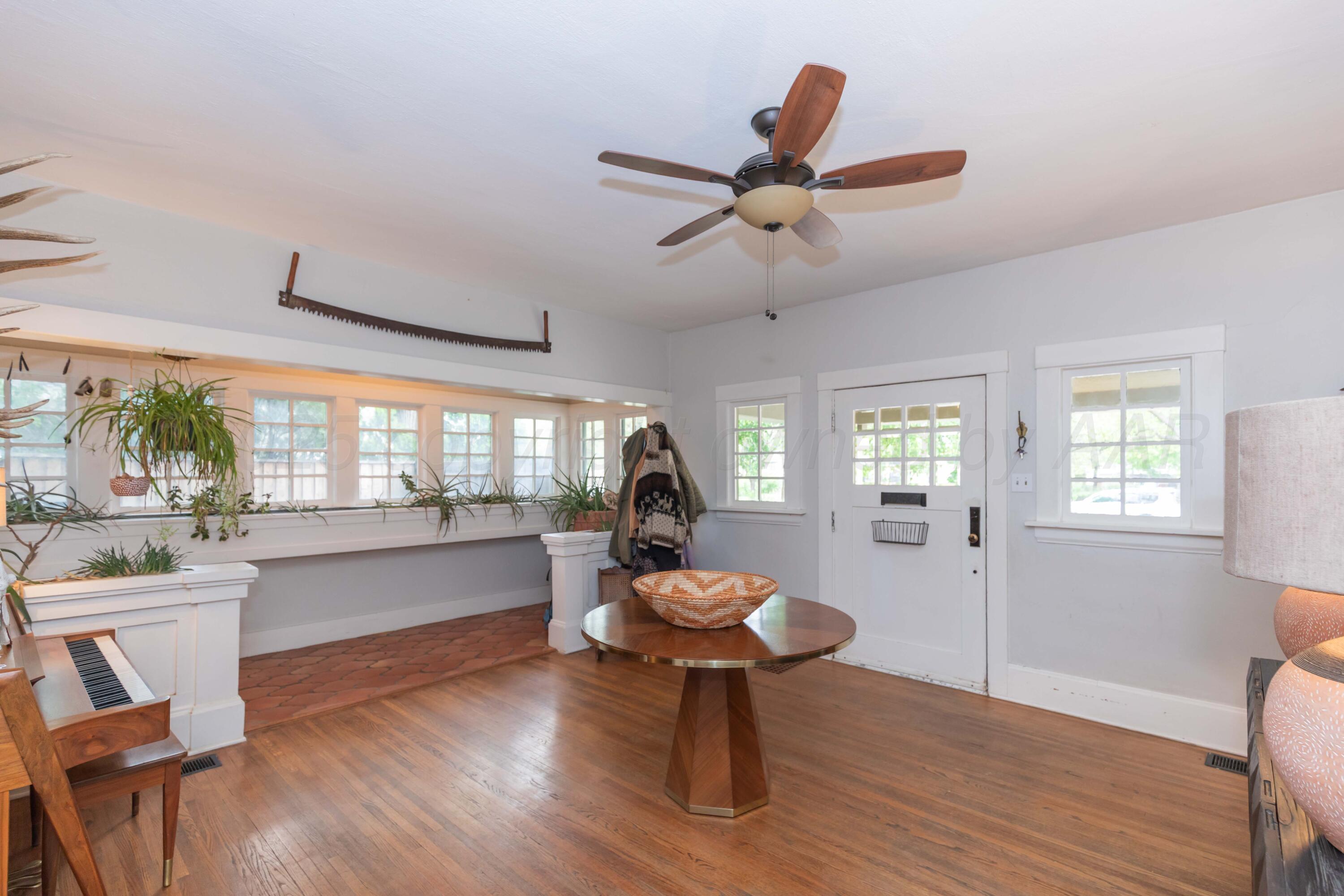 1611 S Van Buren Street Property Photo 12