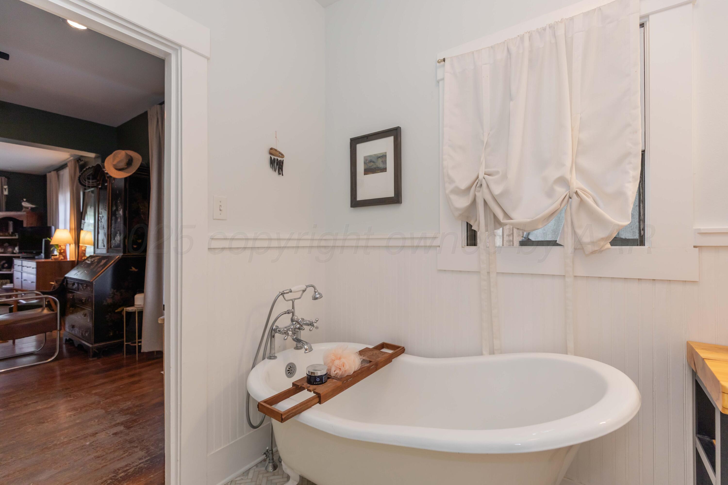 1611 S Van Buren Street Property Photo 38