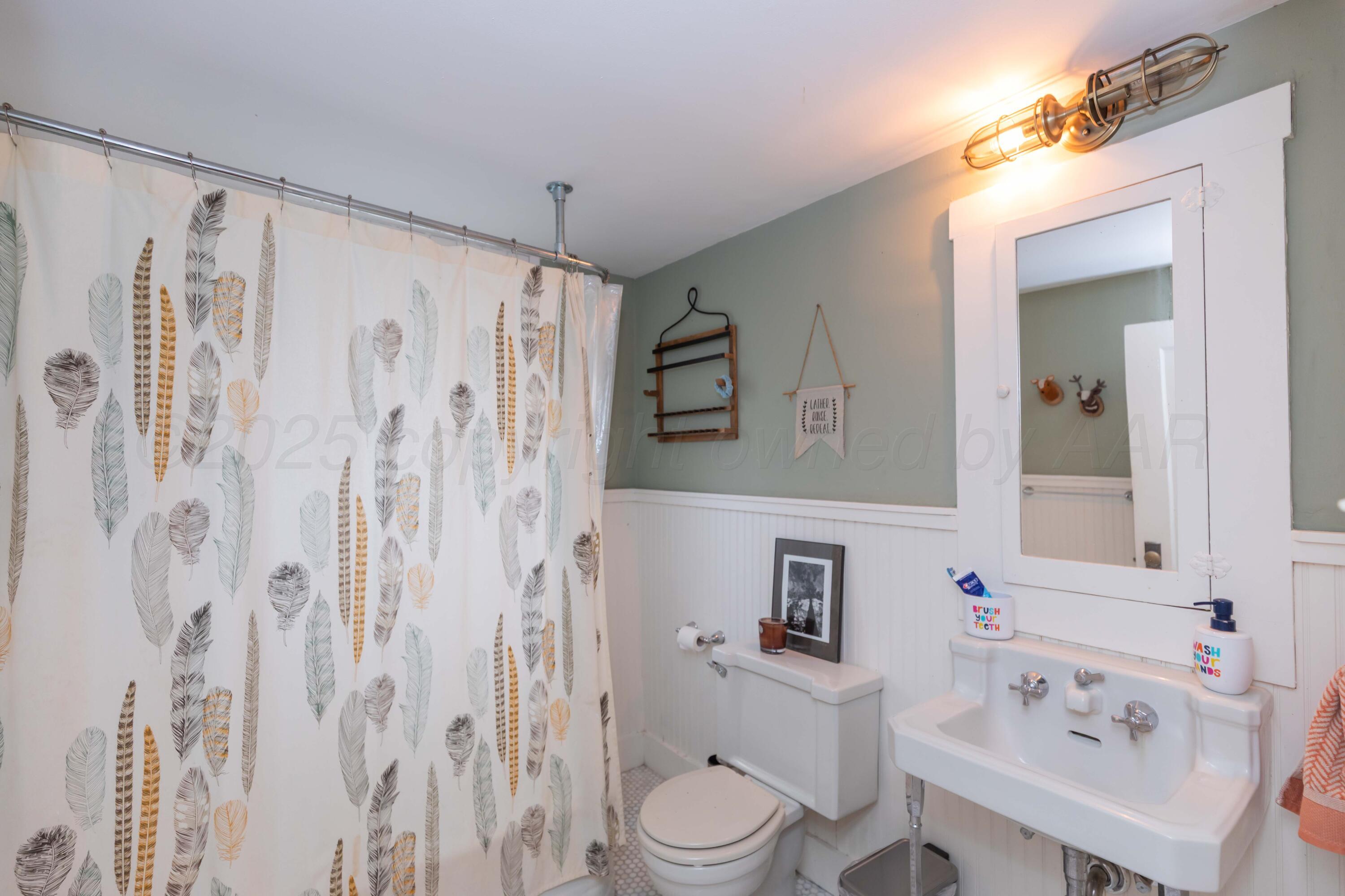 1611 S Van Buren Street Property Photo 44