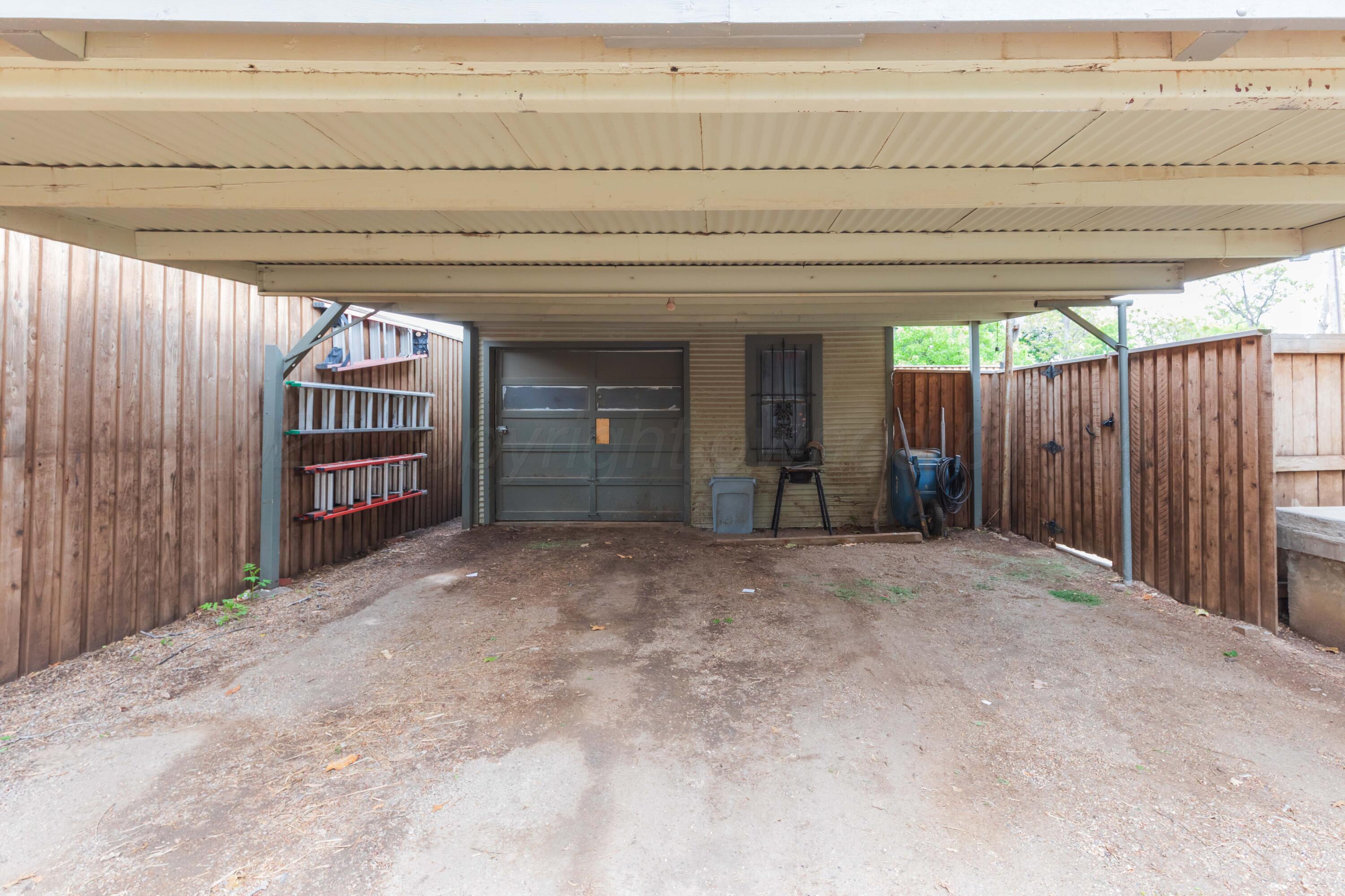1611 S Van Buren Street Property Photo 66