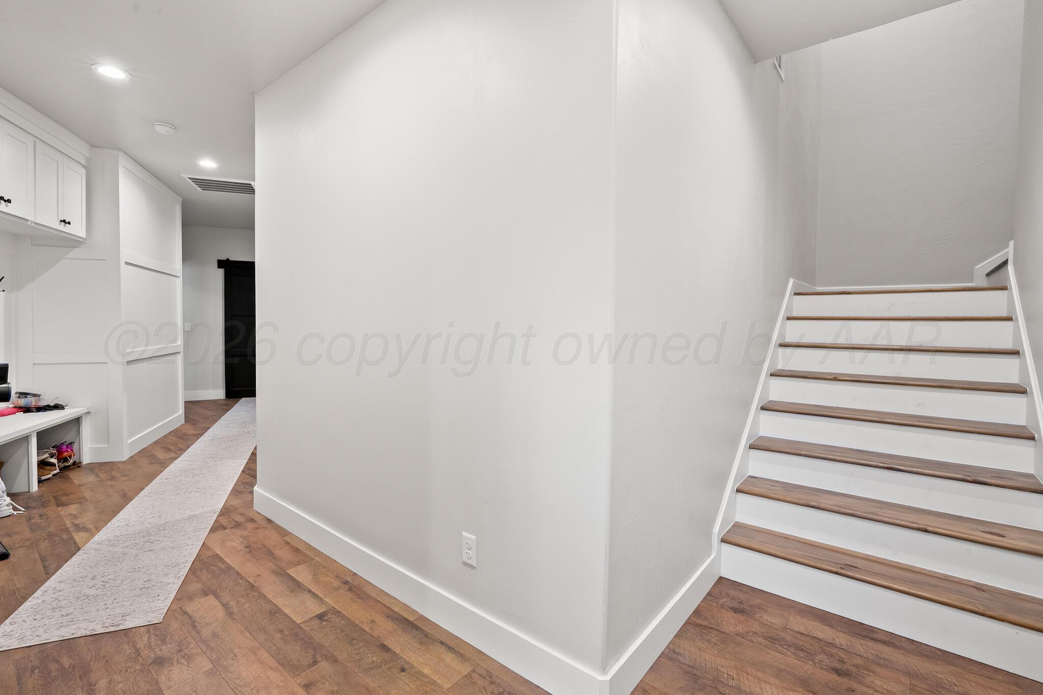 6301 S Chenot Drive Property Photo 29