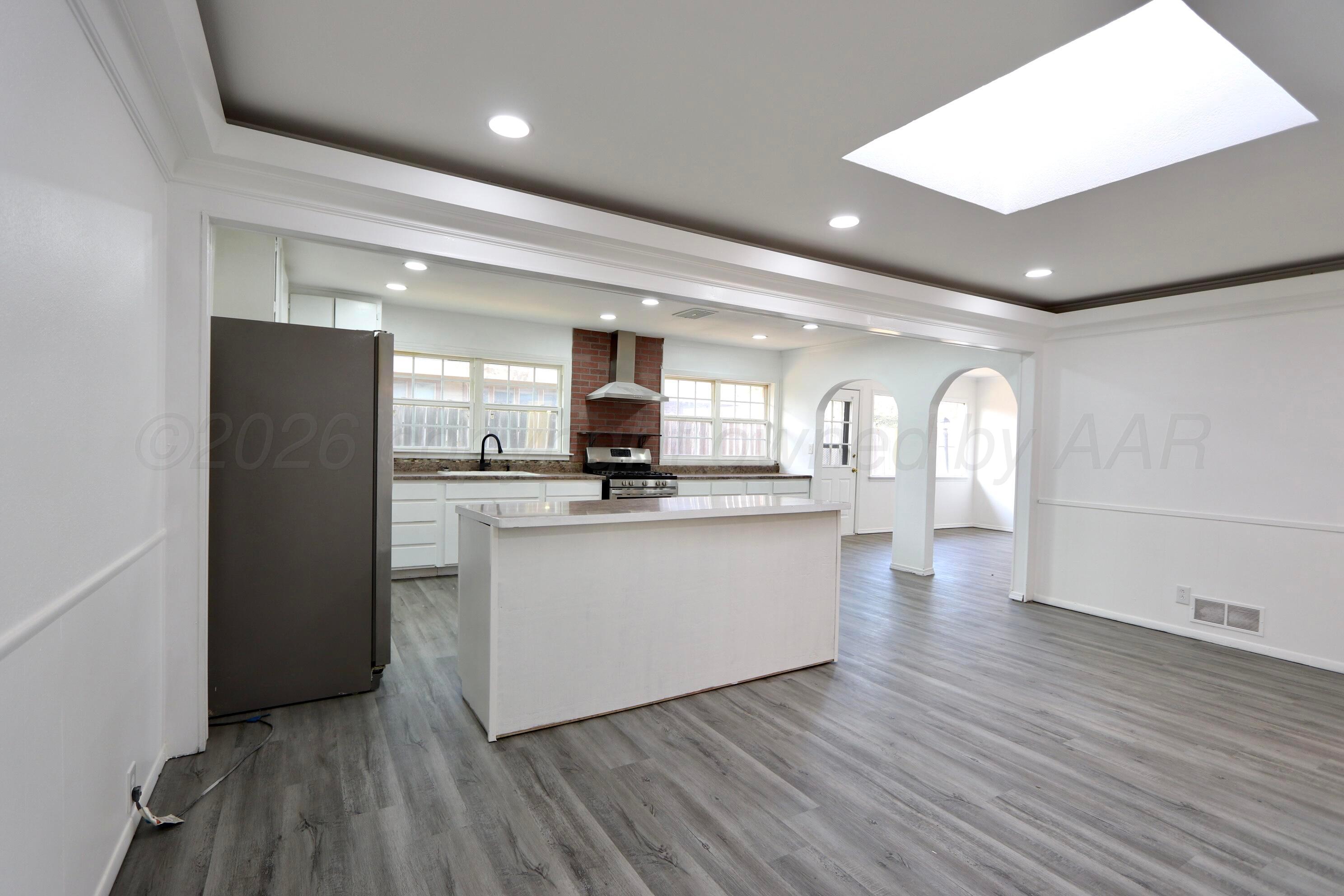 2041 S Travis Street Property Photo 22