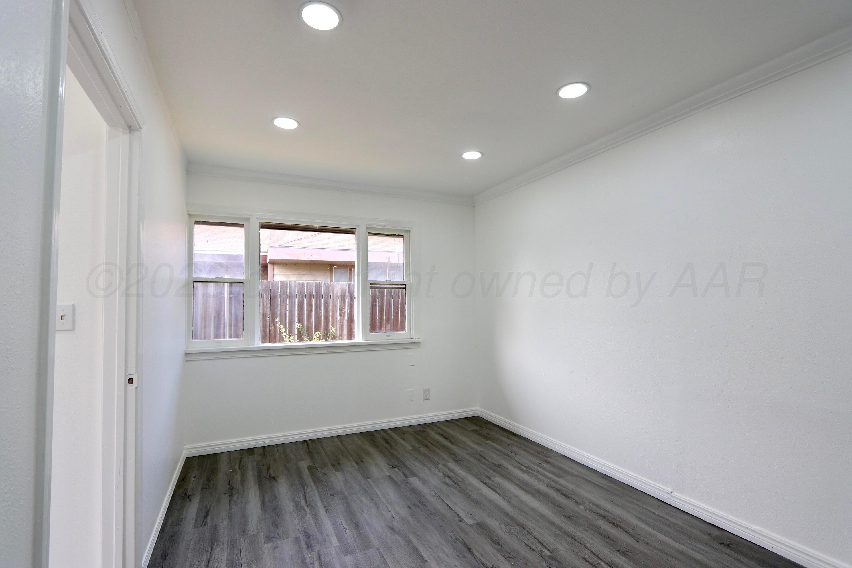 2041 S Travis Street Property Photo 43