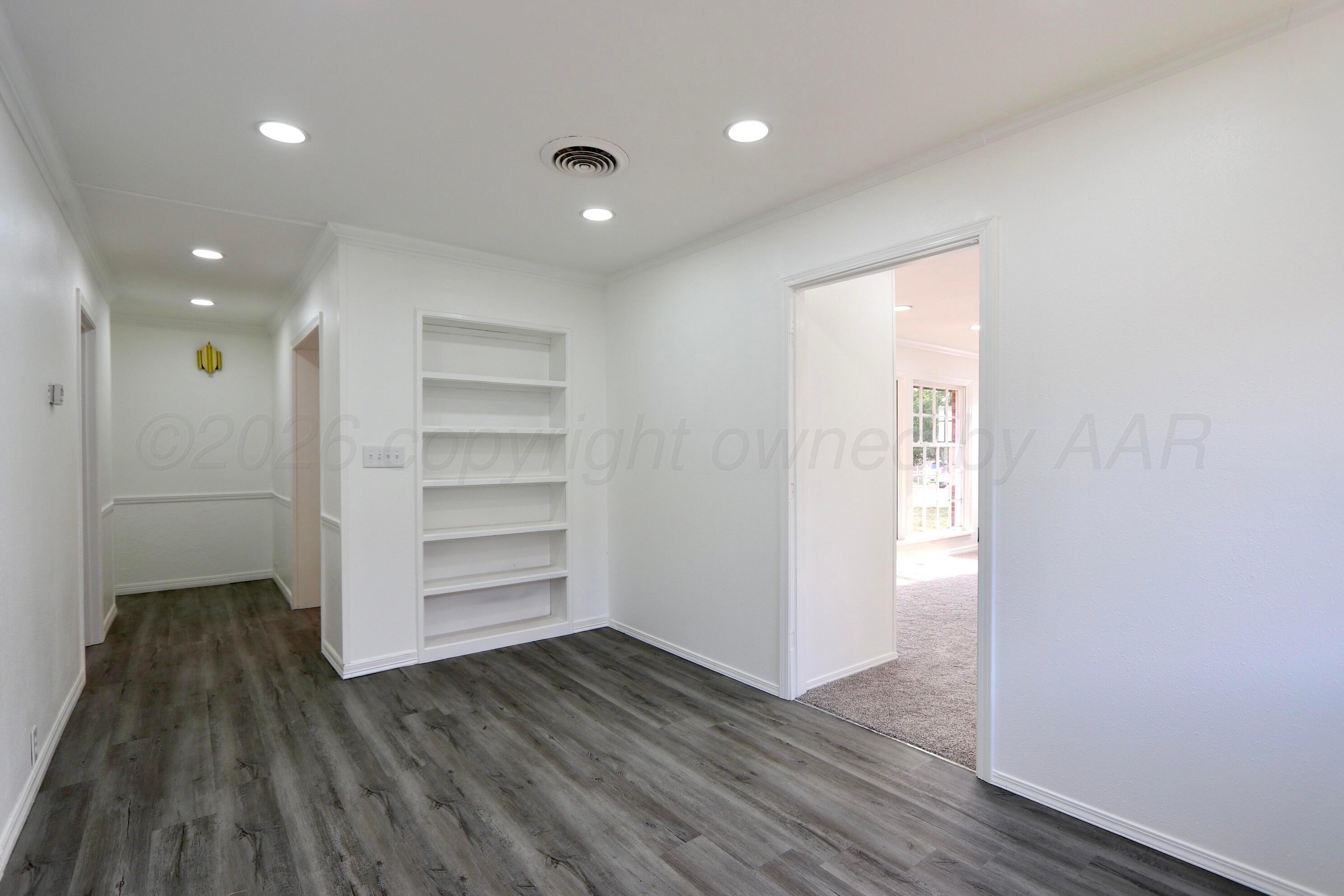 2041 S Travis Street Property Photo 44