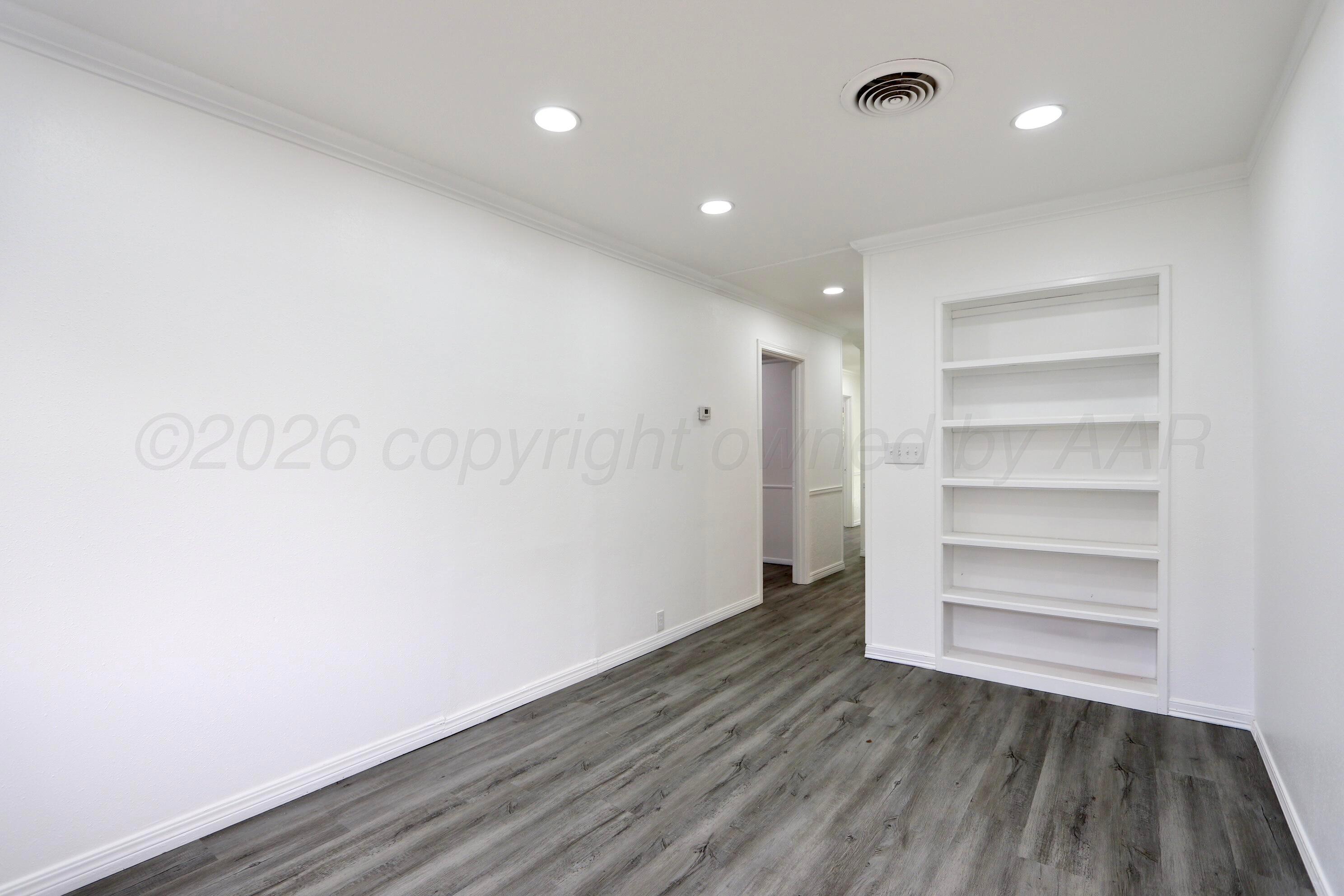 2041 S Travis Street Property Photo 45