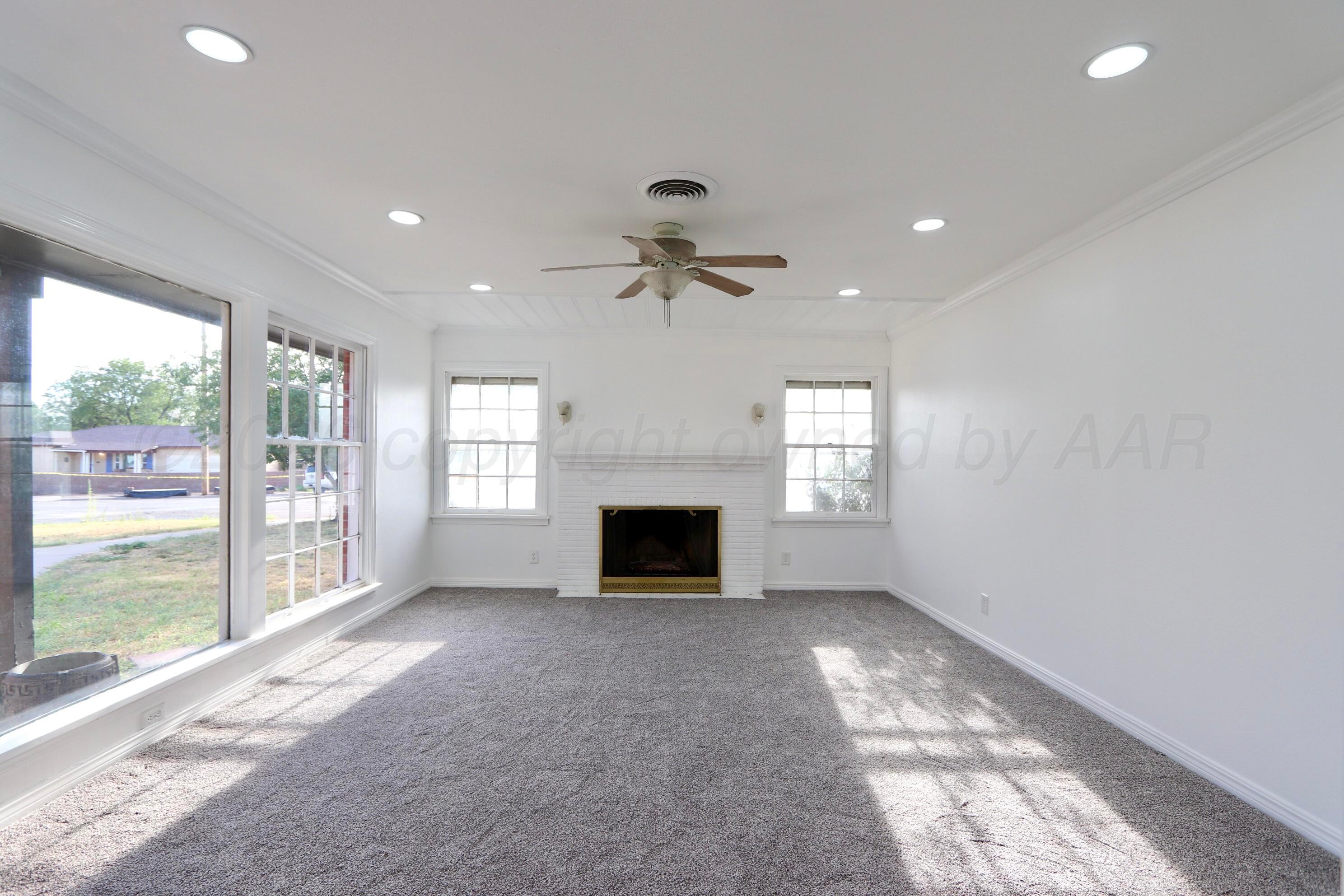 2041 S Travis Street Property Photo 46