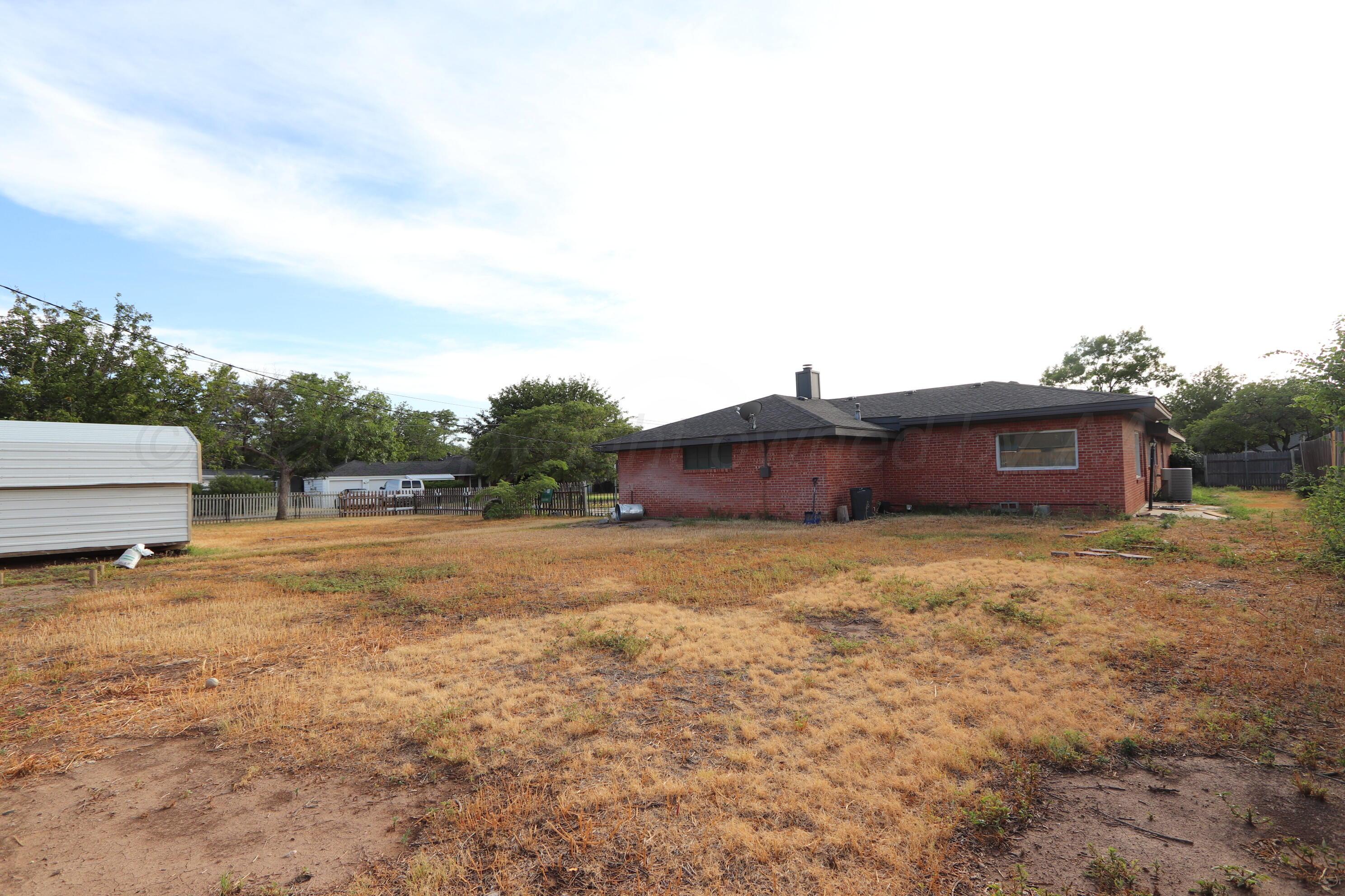 2041 S Travis Street Property Photo 53