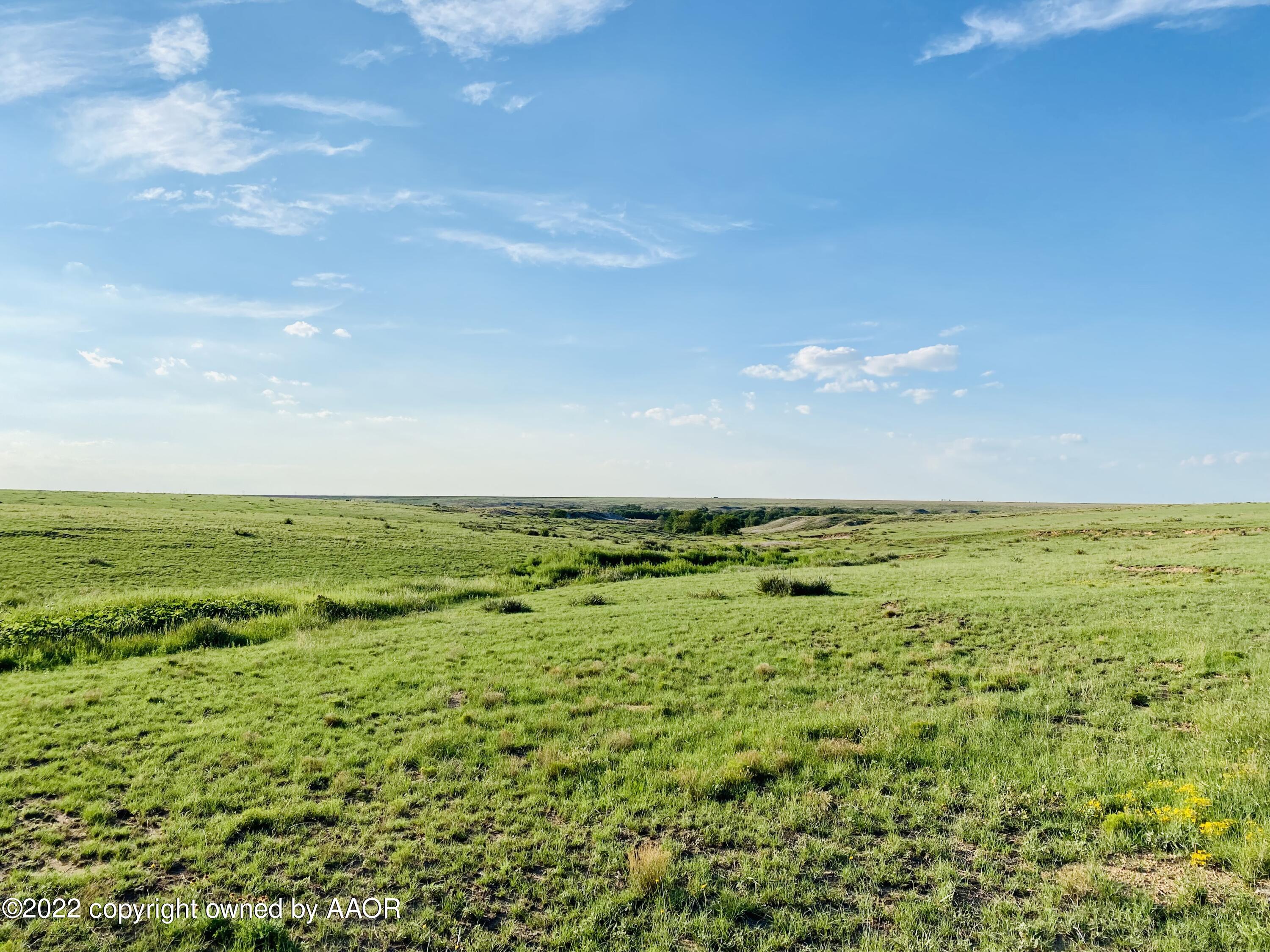 19900 W Country Club Road Property Photo 4