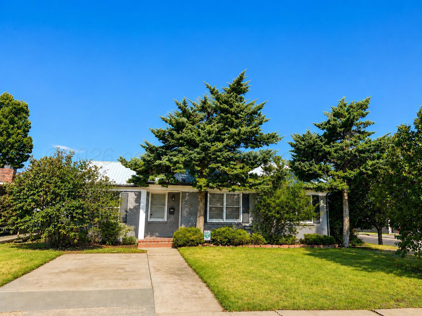 325 Austin Street Property Photo 1