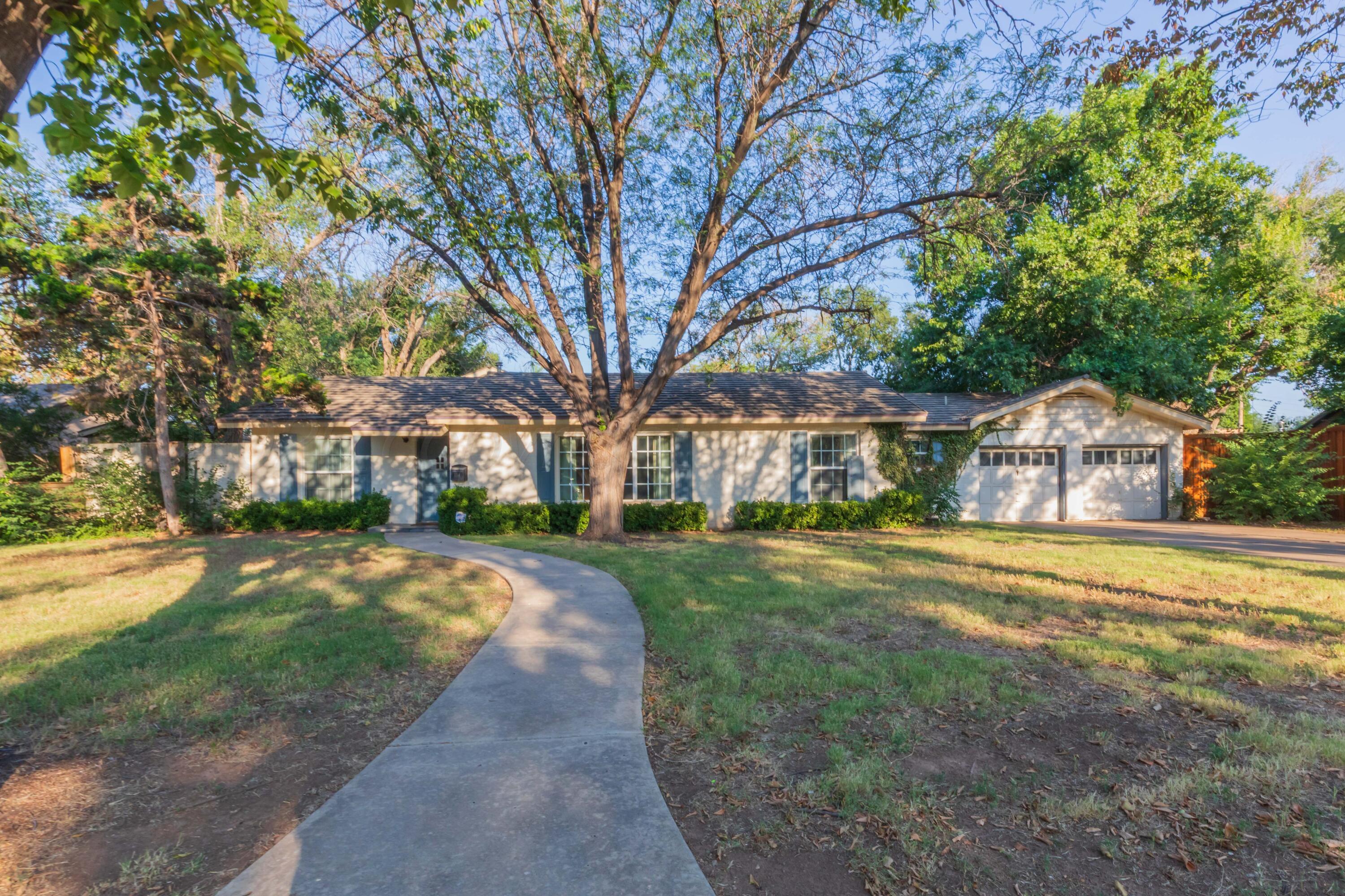 3214 Parker Street Property Photo 1