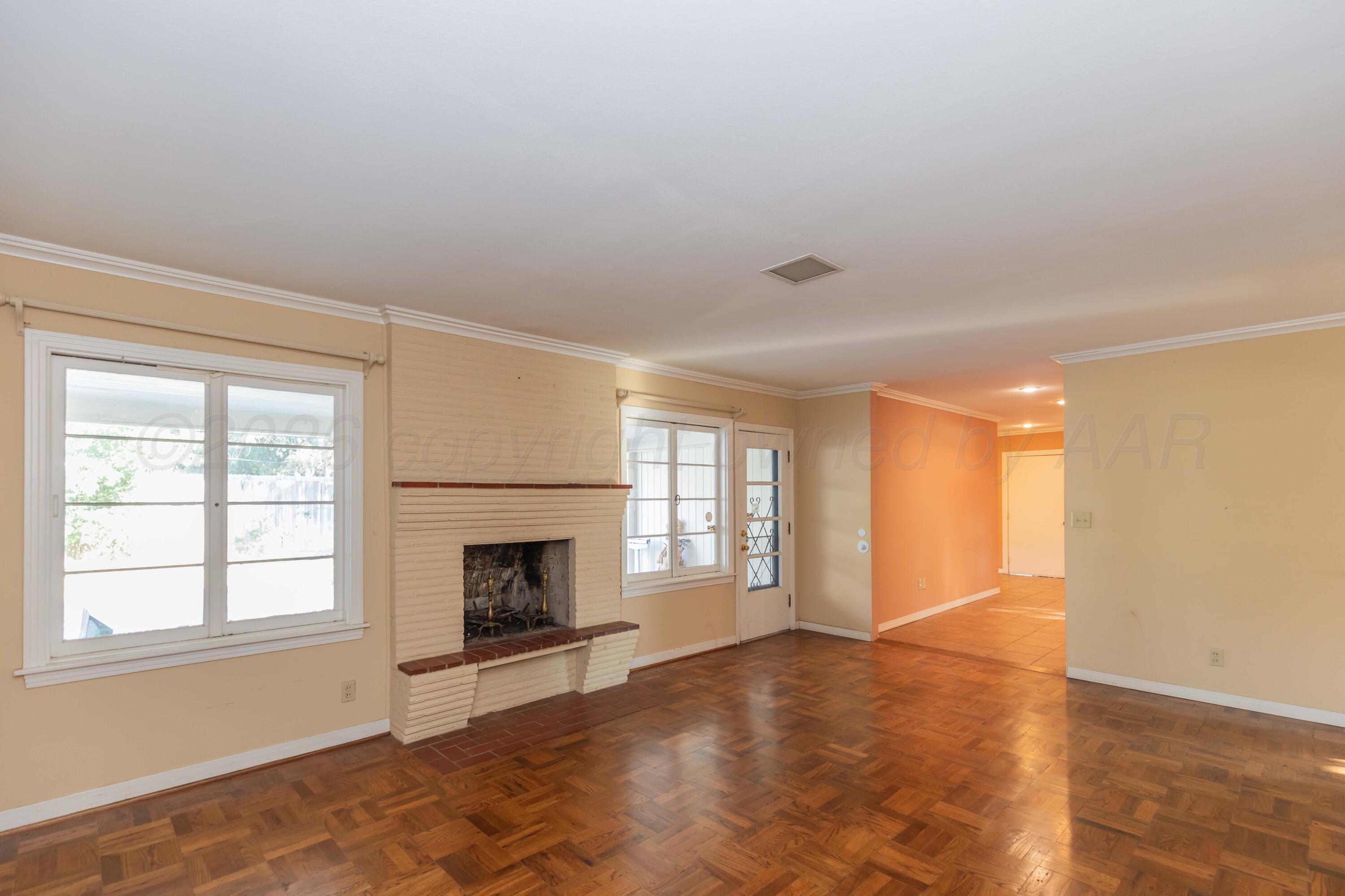 3214 Parker Street Property Photo 9