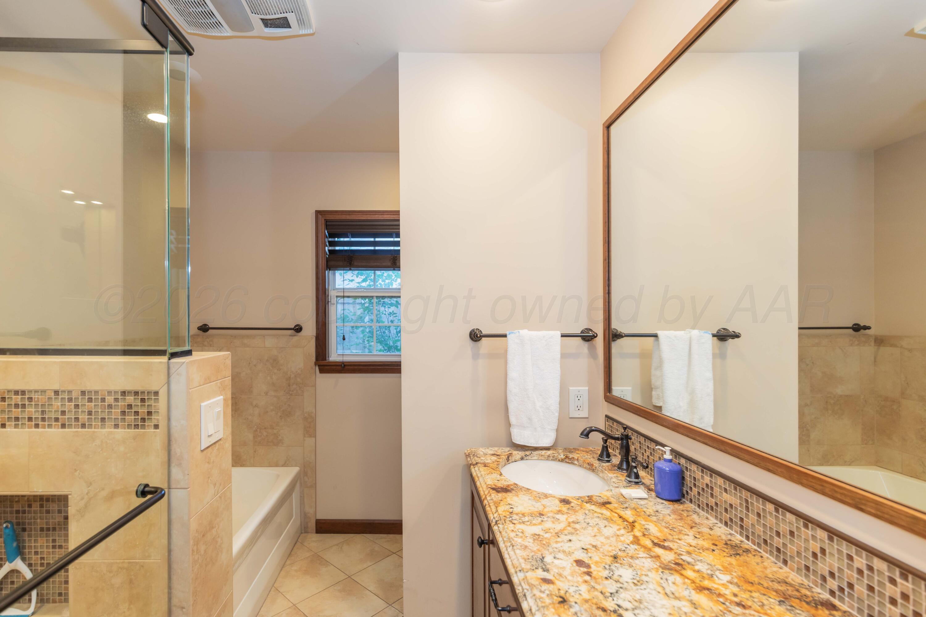 3214 Parker Street Property Photo 23