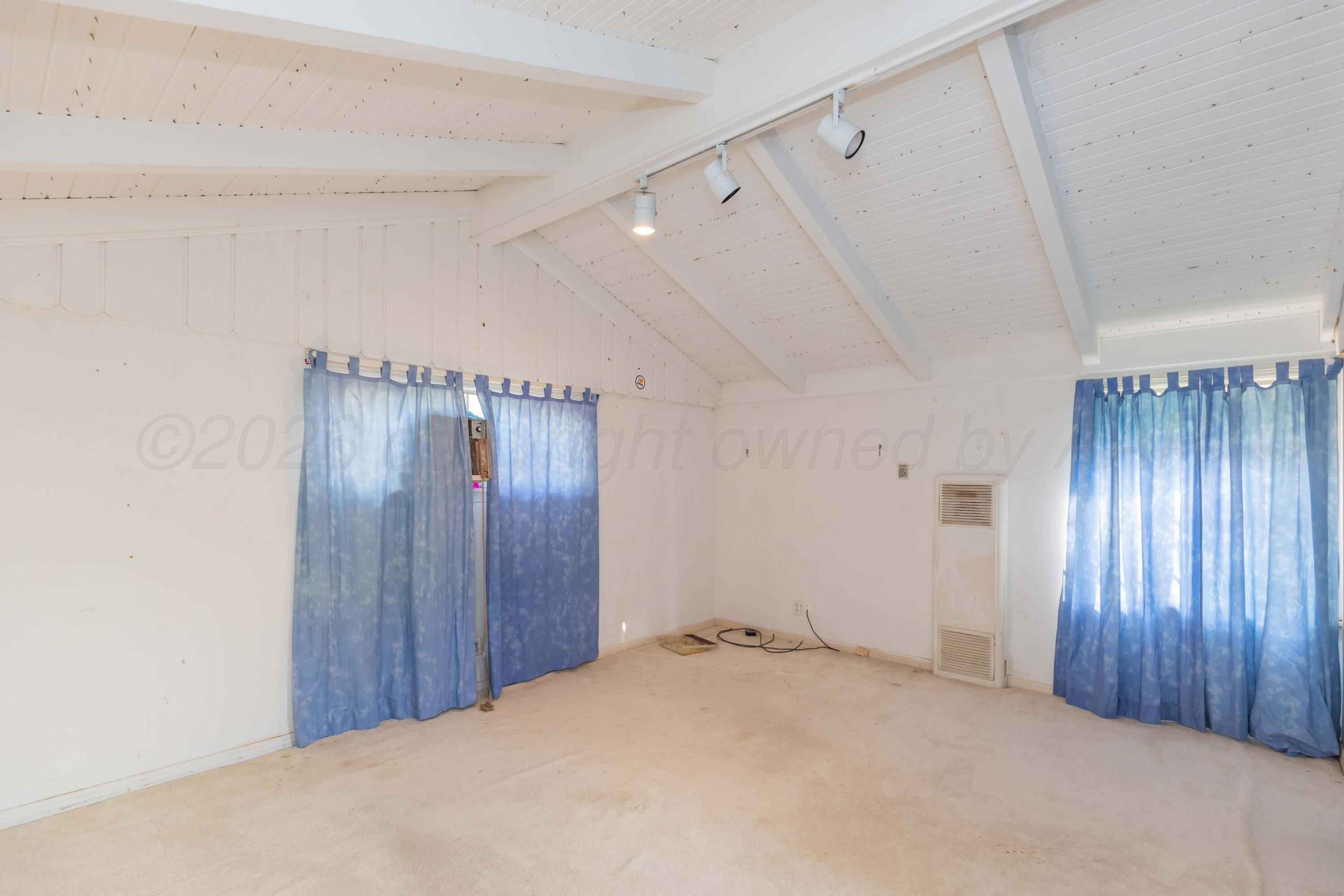 3214 Parker Street Property Photo 28