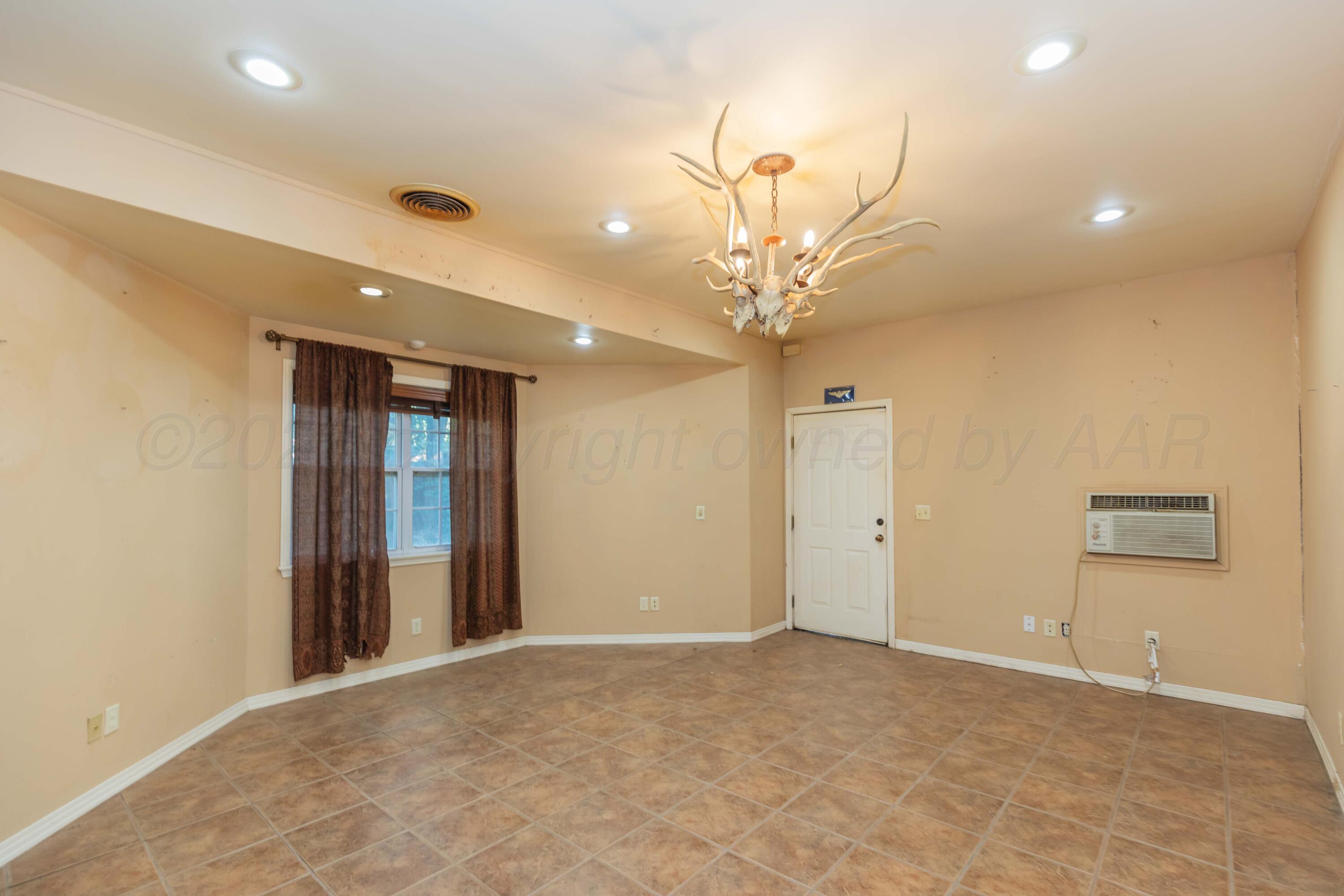 3214 Parker Street Property Photo 33
