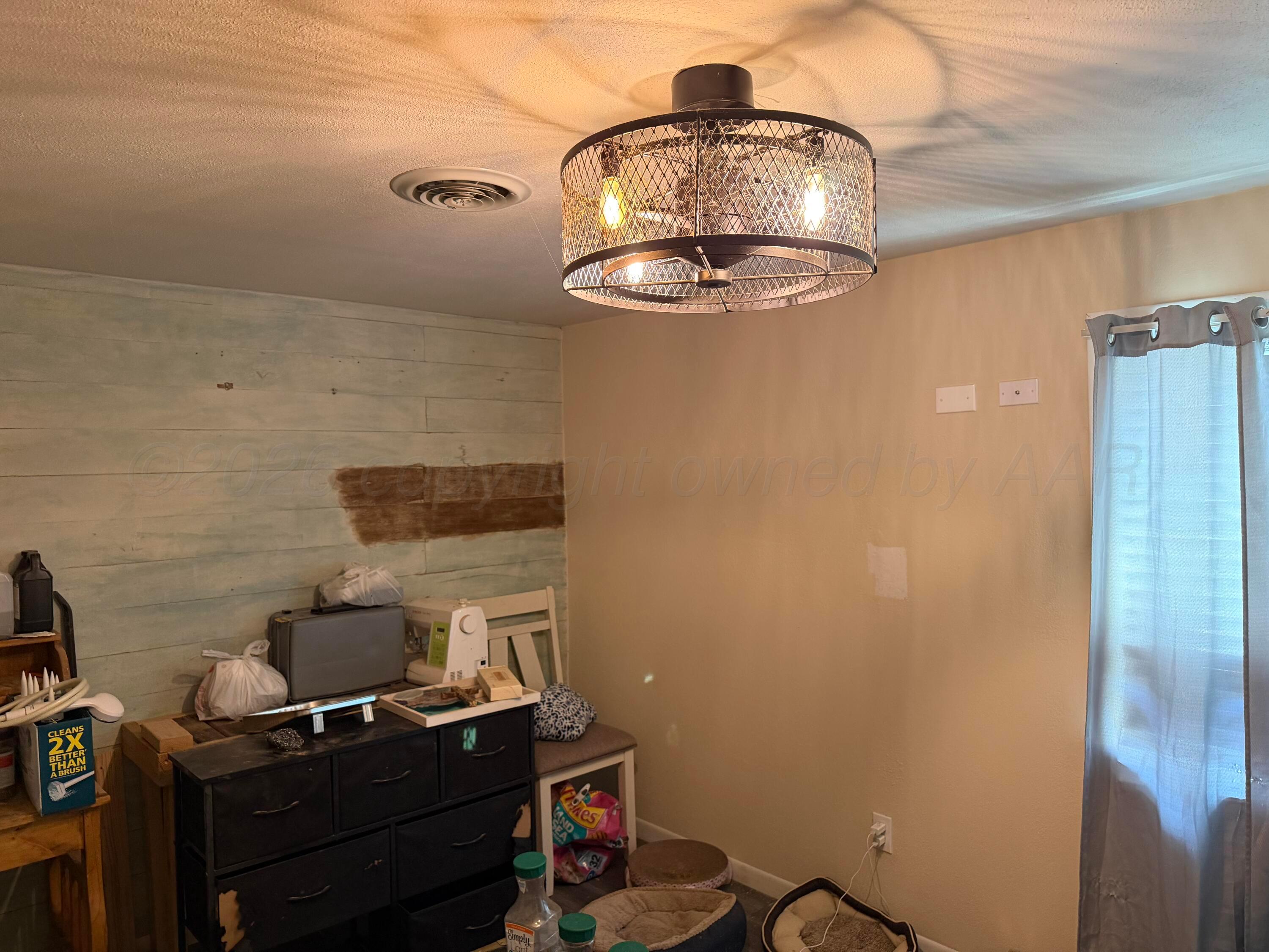 404 N Longwood Avenue Property Photo 23