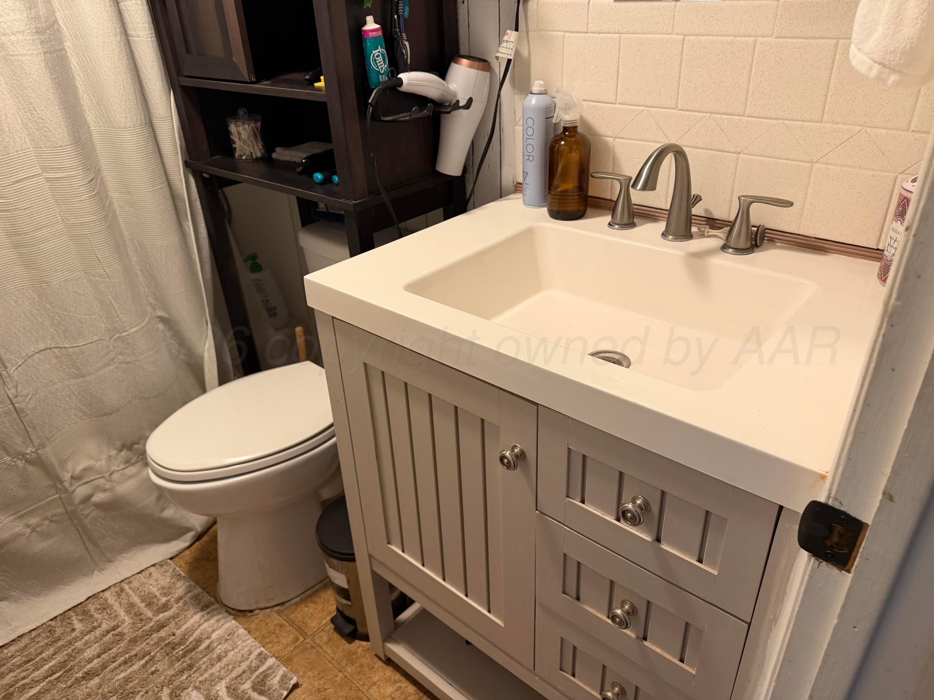 404 N Longwood Avenue Property Photo 28