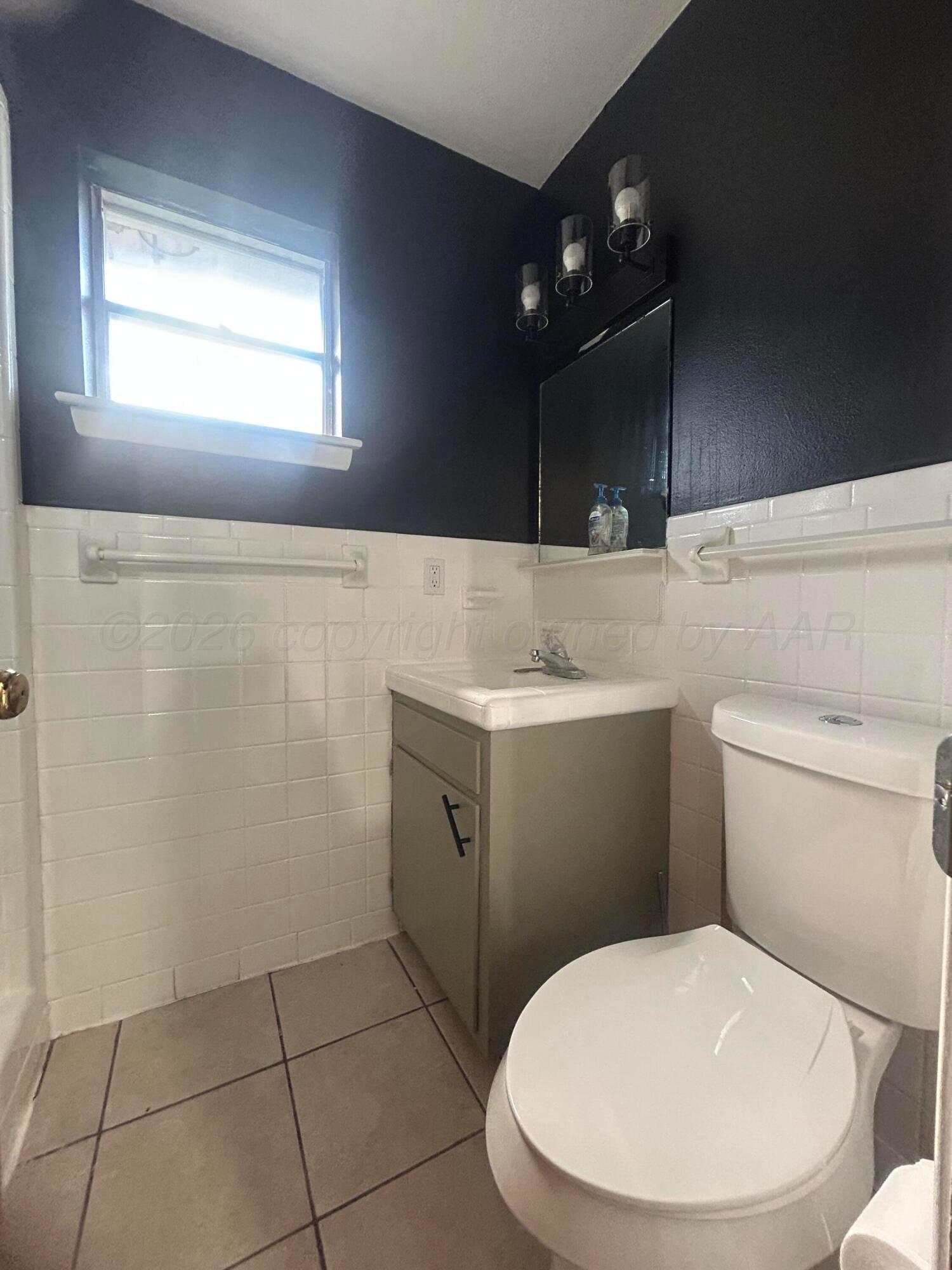 1205 N Chestnut Street Property Photo 19