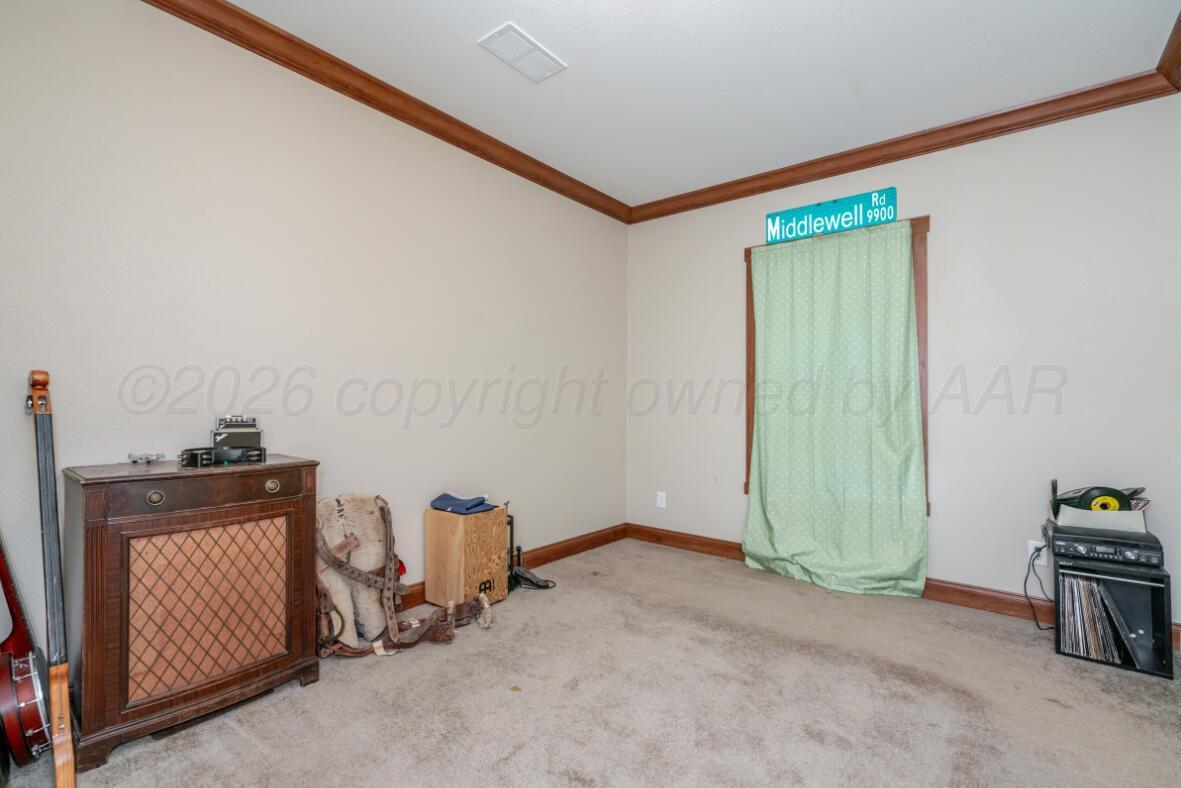 9960 S County Line Road Property Photo 8