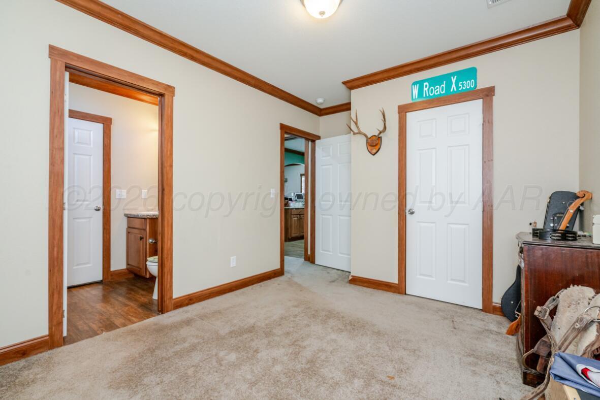 9960 S County Line Road Property Photo 9