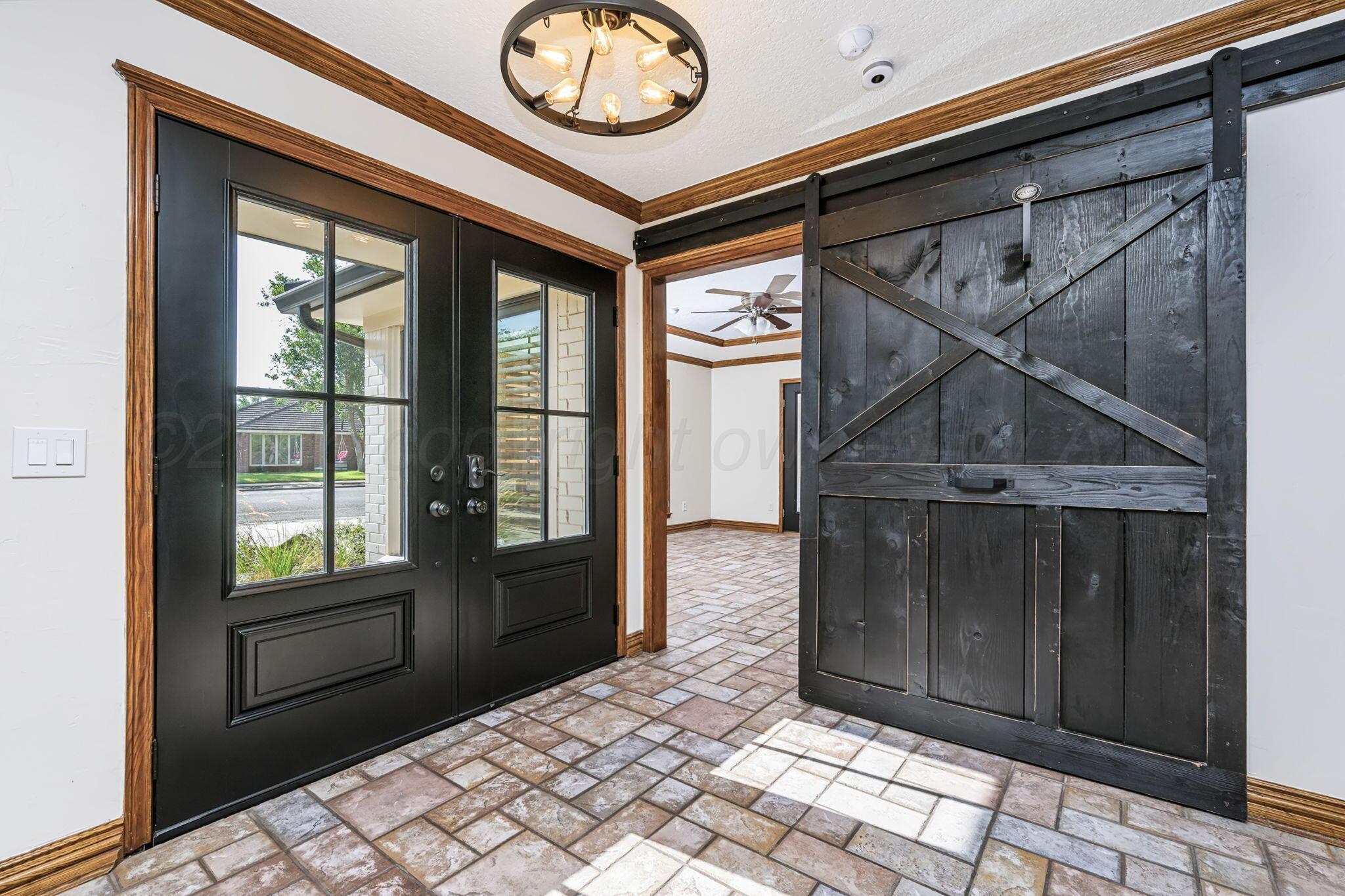 3532 Sleepy Hollow Boulevard Property Photo 3