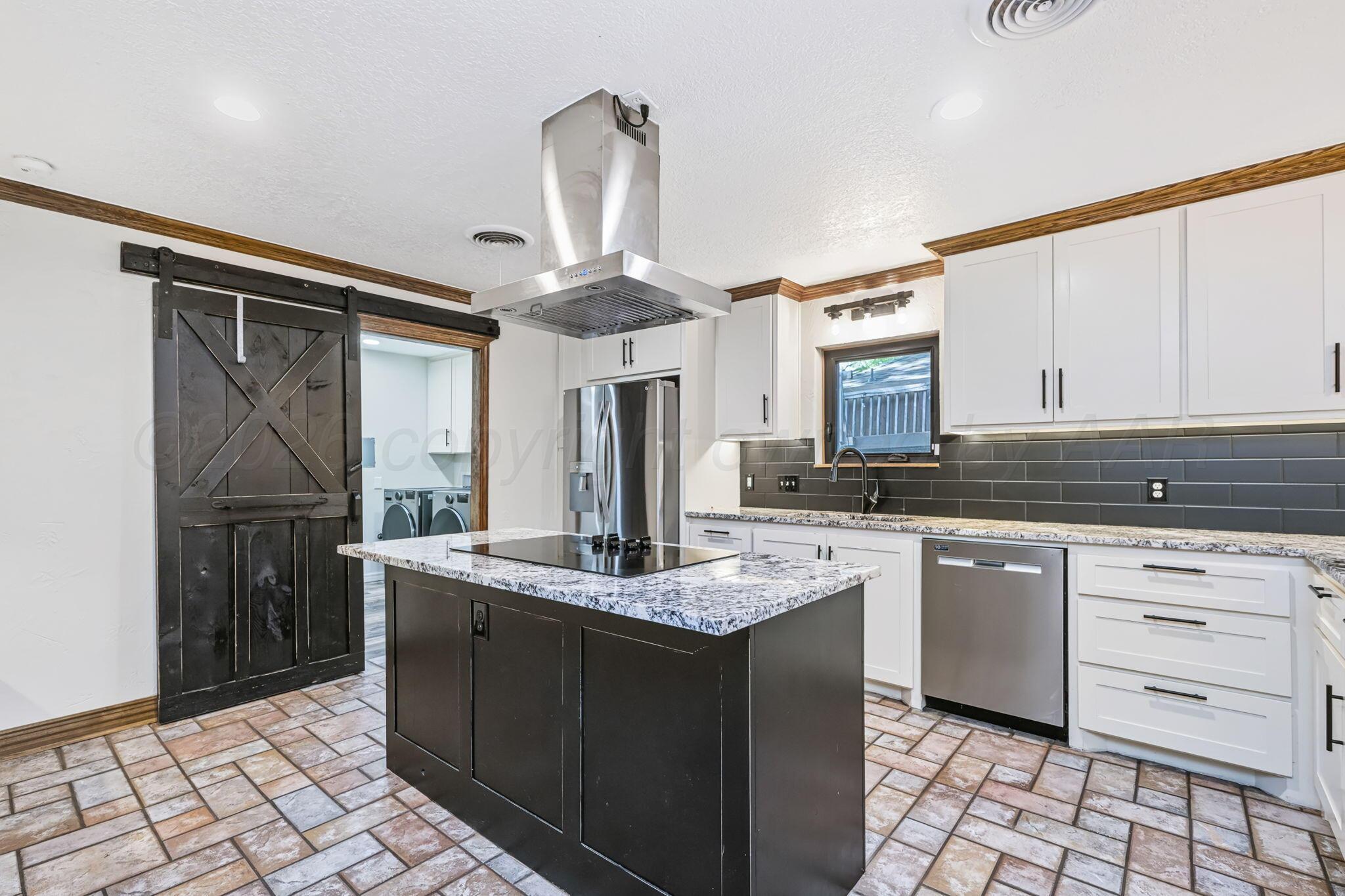 3532 Sleepy Hollow Boulevard Property Photo 10