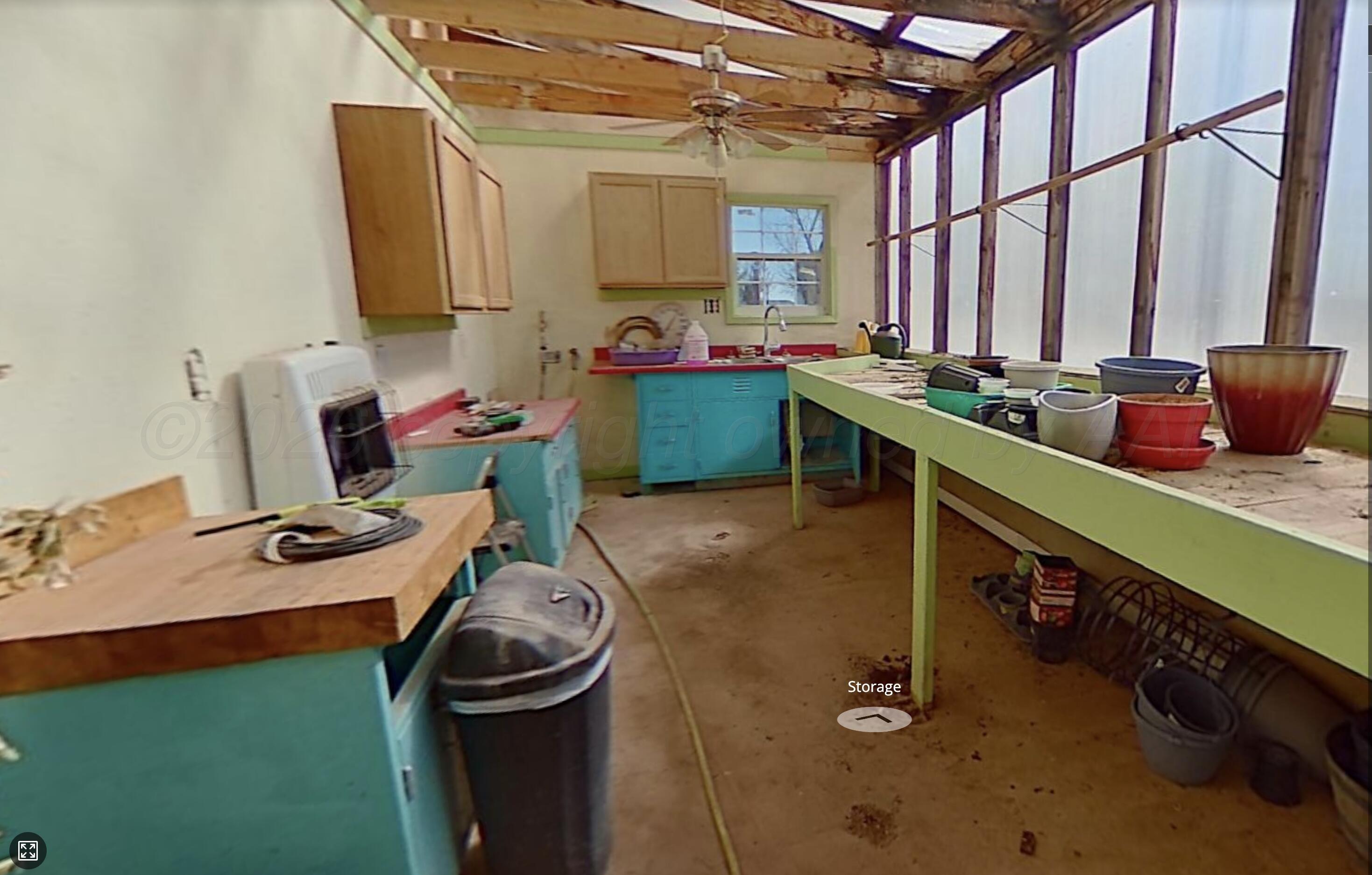4401 Rm 1061 Property Photo 10