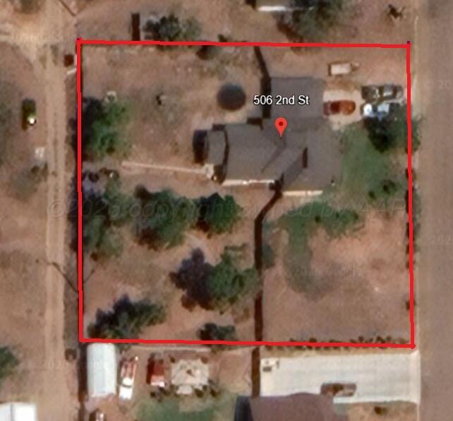 506 2nd Street Property Photo 2