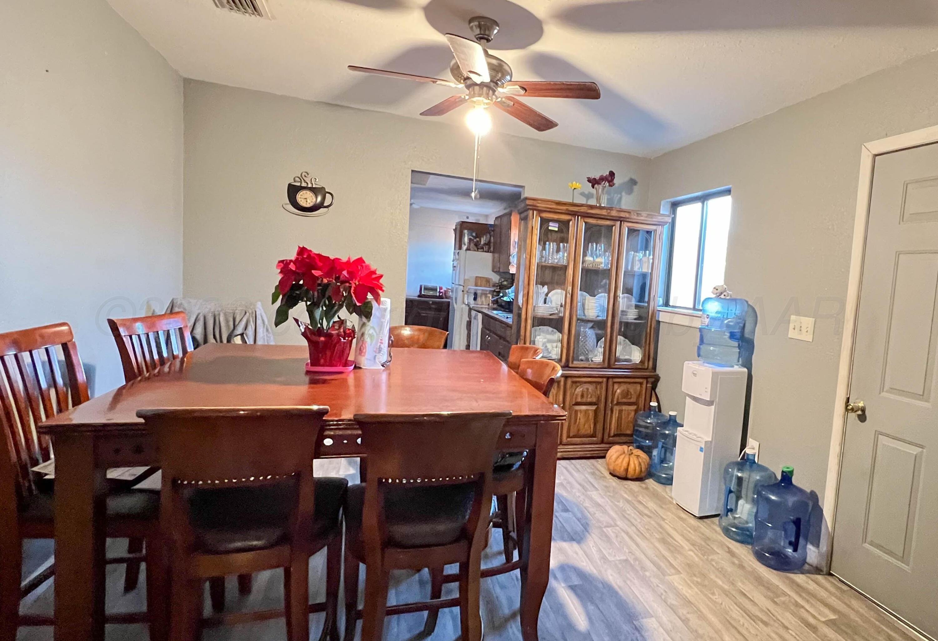 506 2nd Street Property Photo 9