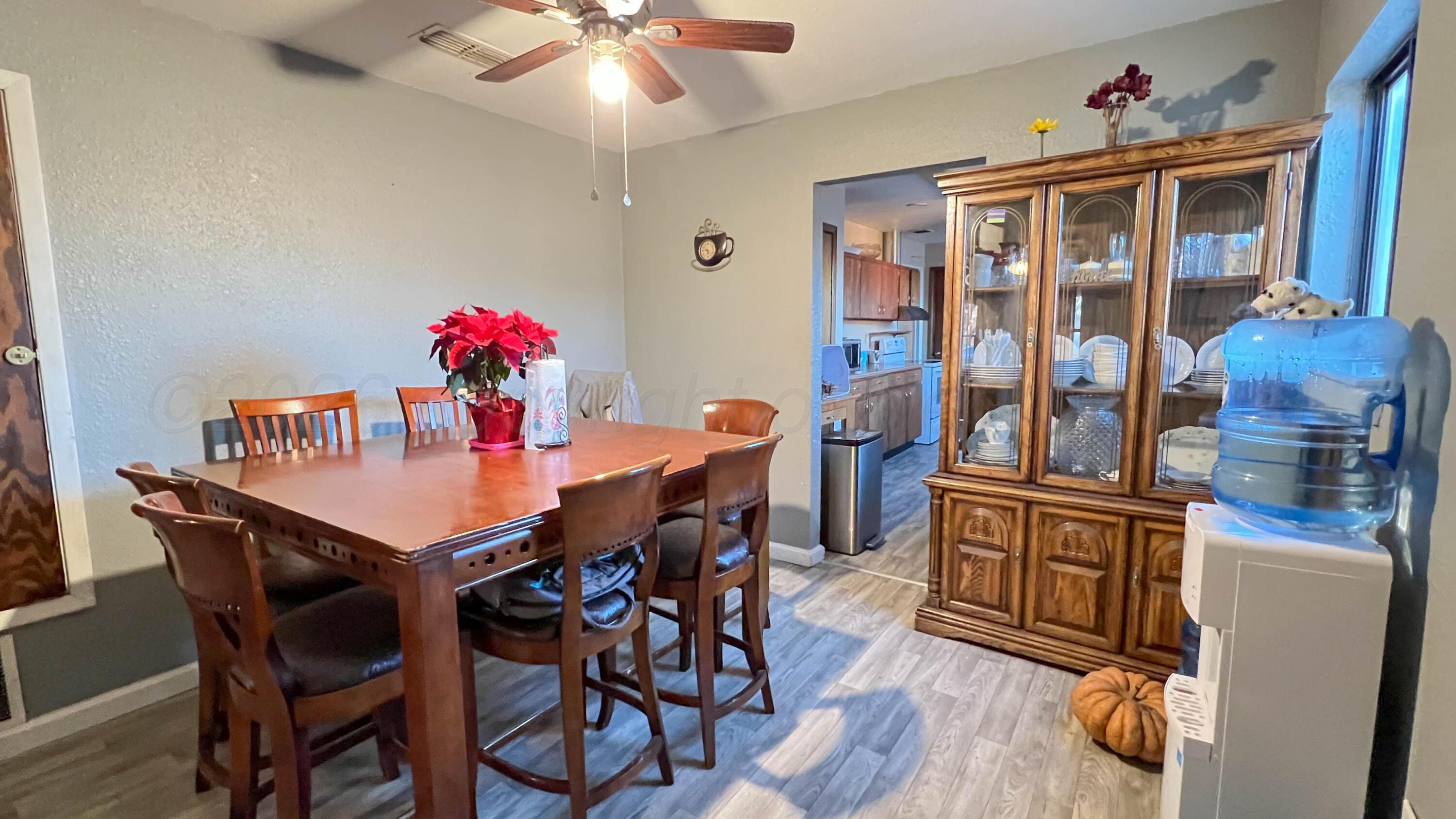 506 2nd Street Property Photo 10