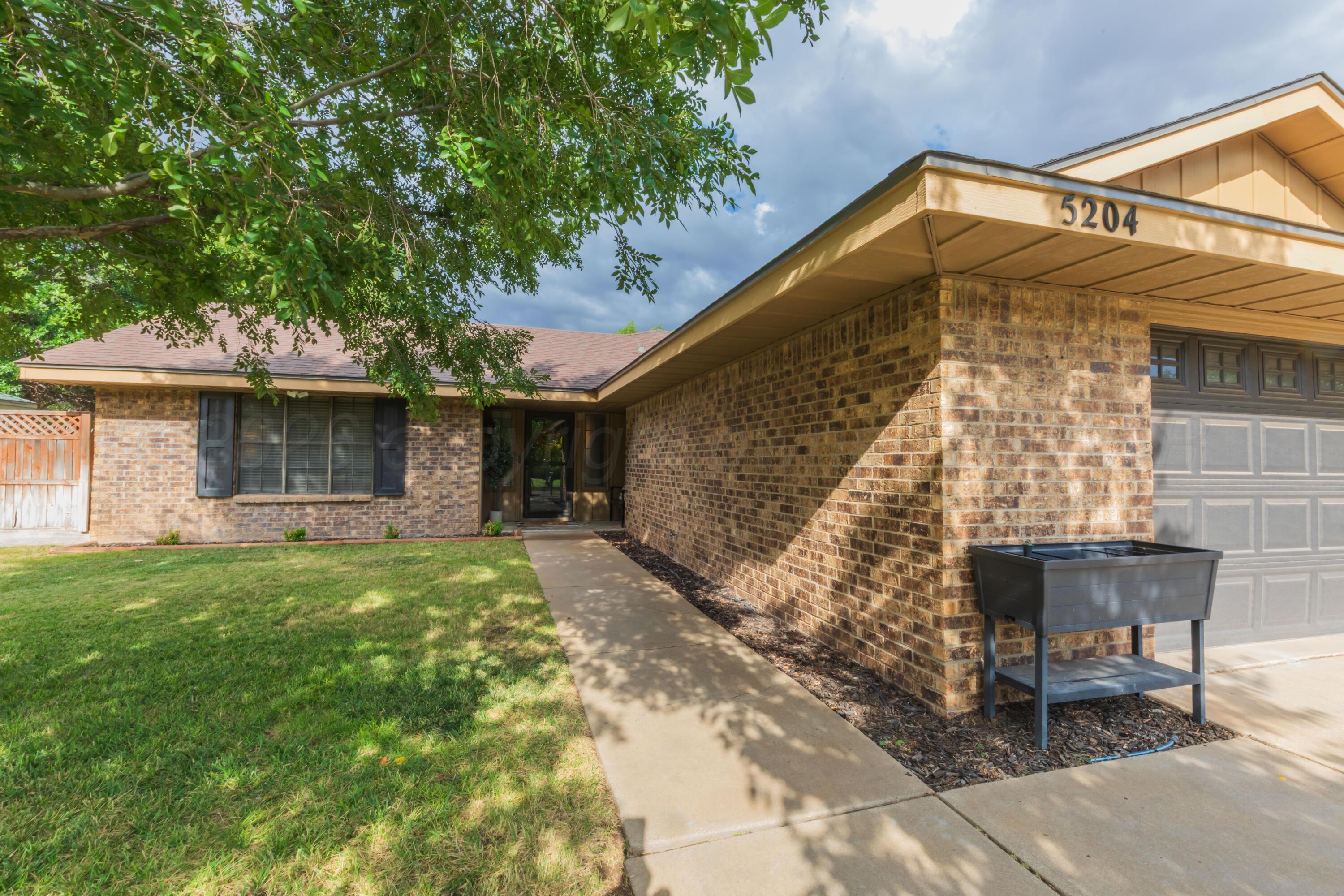5204 Winslow Property Photo 4