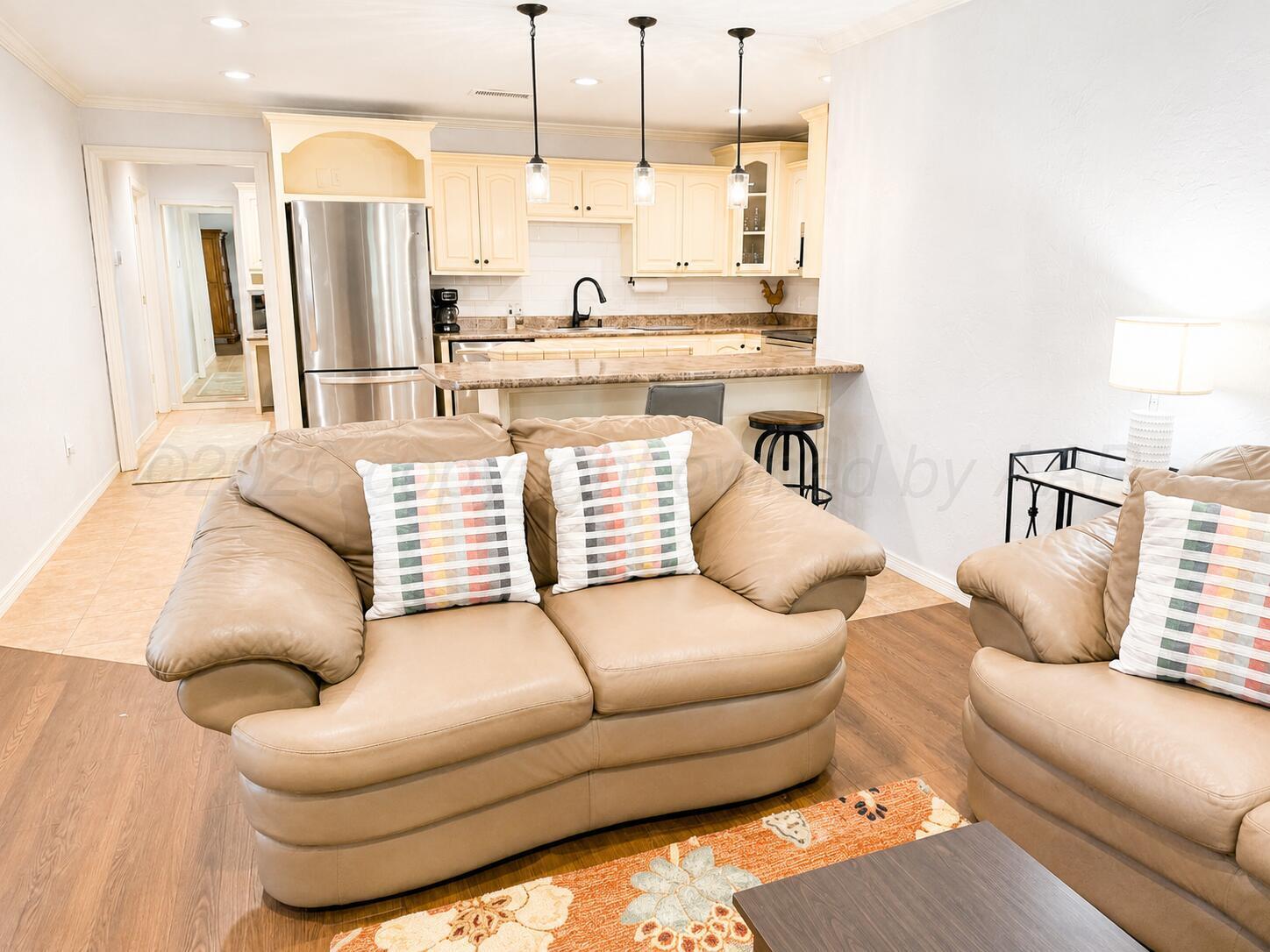 3517 S Mirror Street Property Photo 5