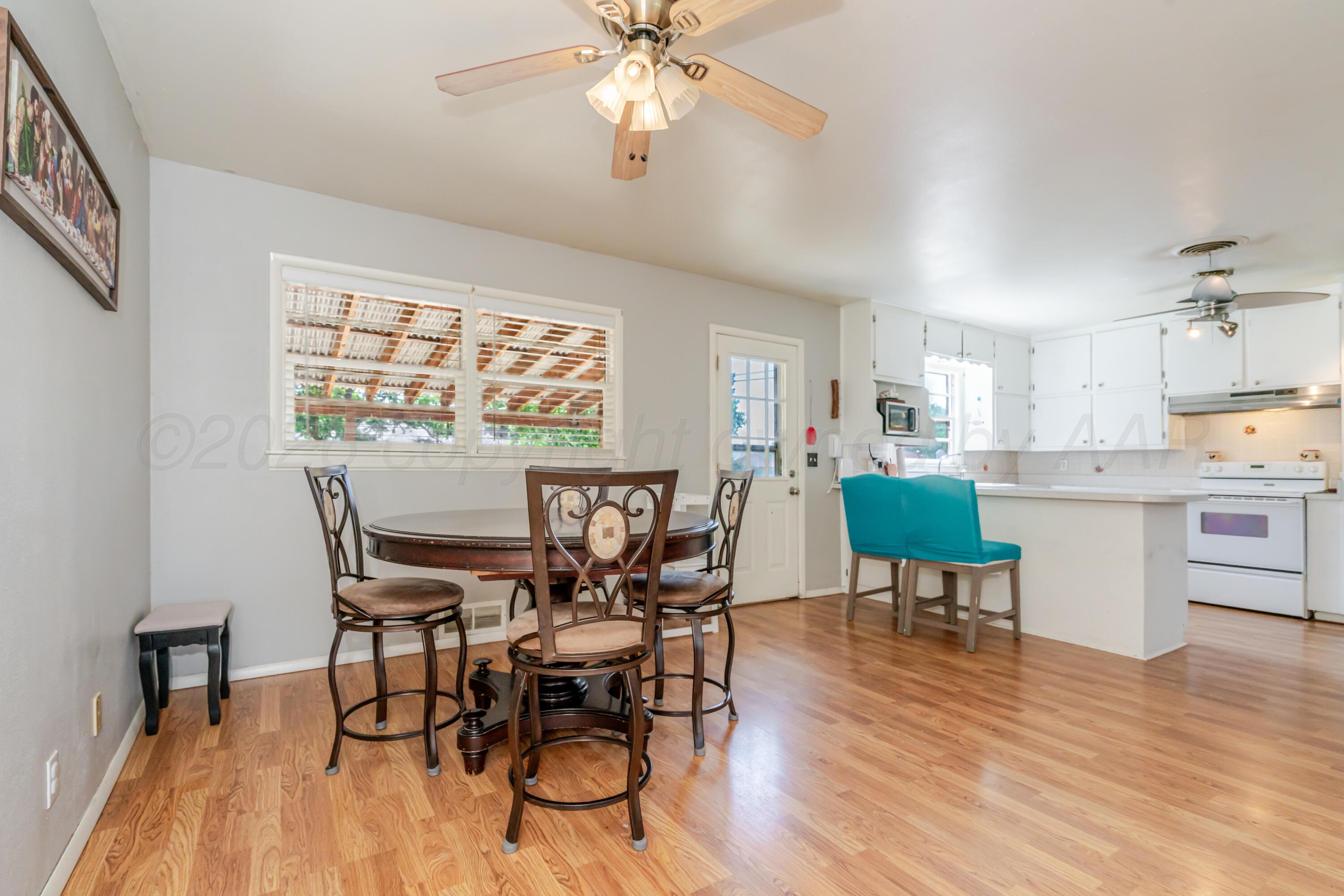 1421 Elm Avenue Property Photo 6