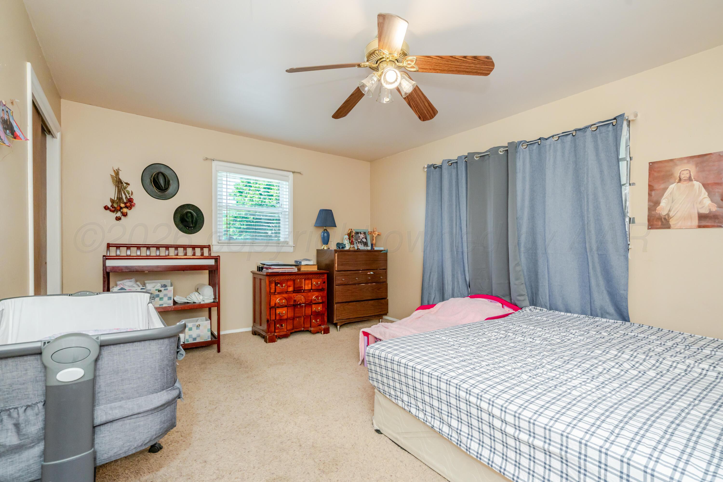 1421 Elm Avenue Property Photo 10