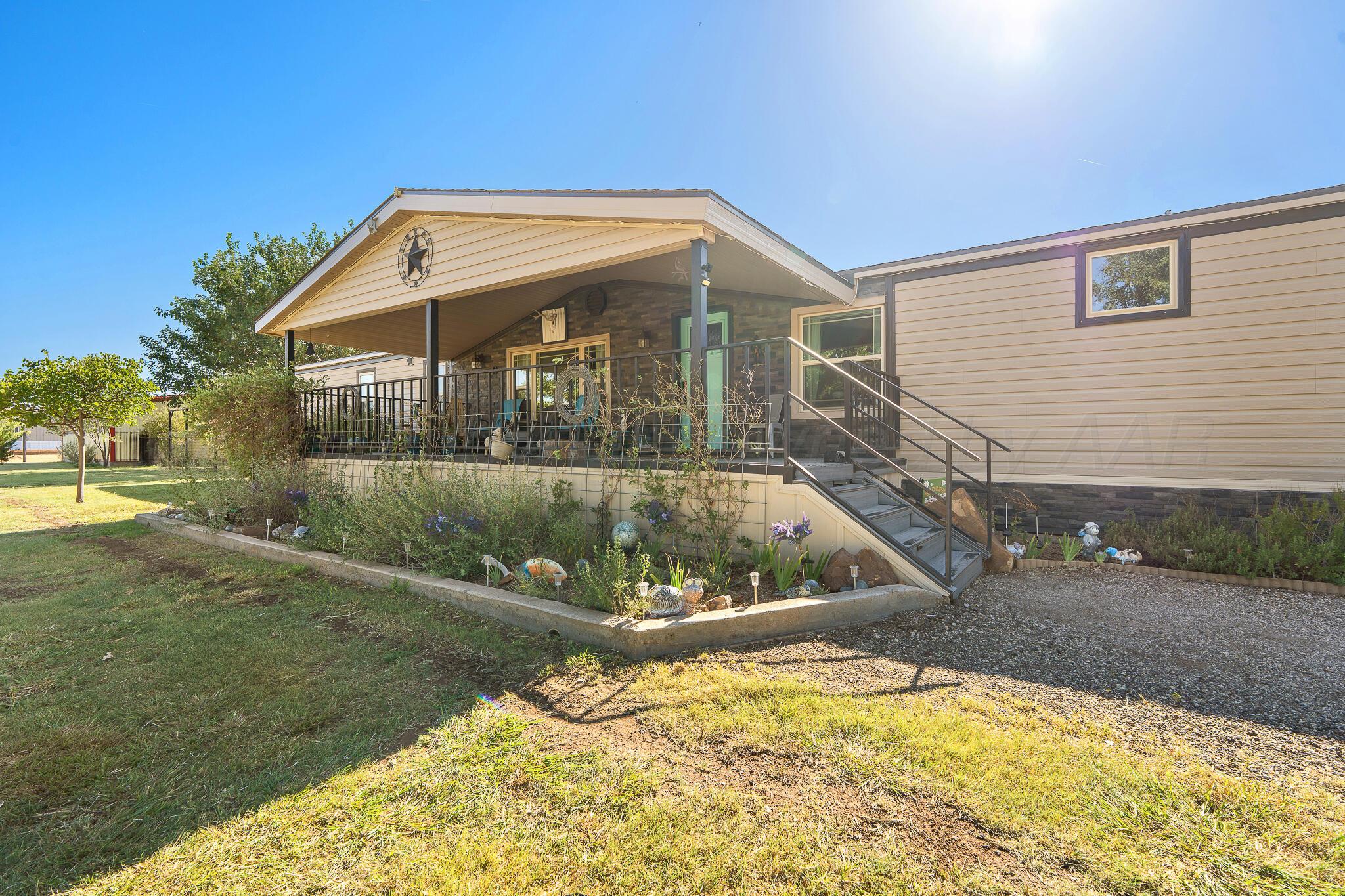 12221 Flying W Trail Property Photo 6