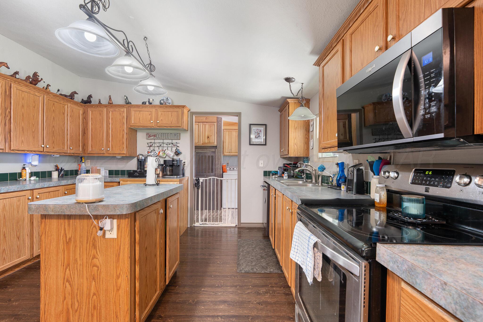 12221 Flying W Trail Property Photo 24