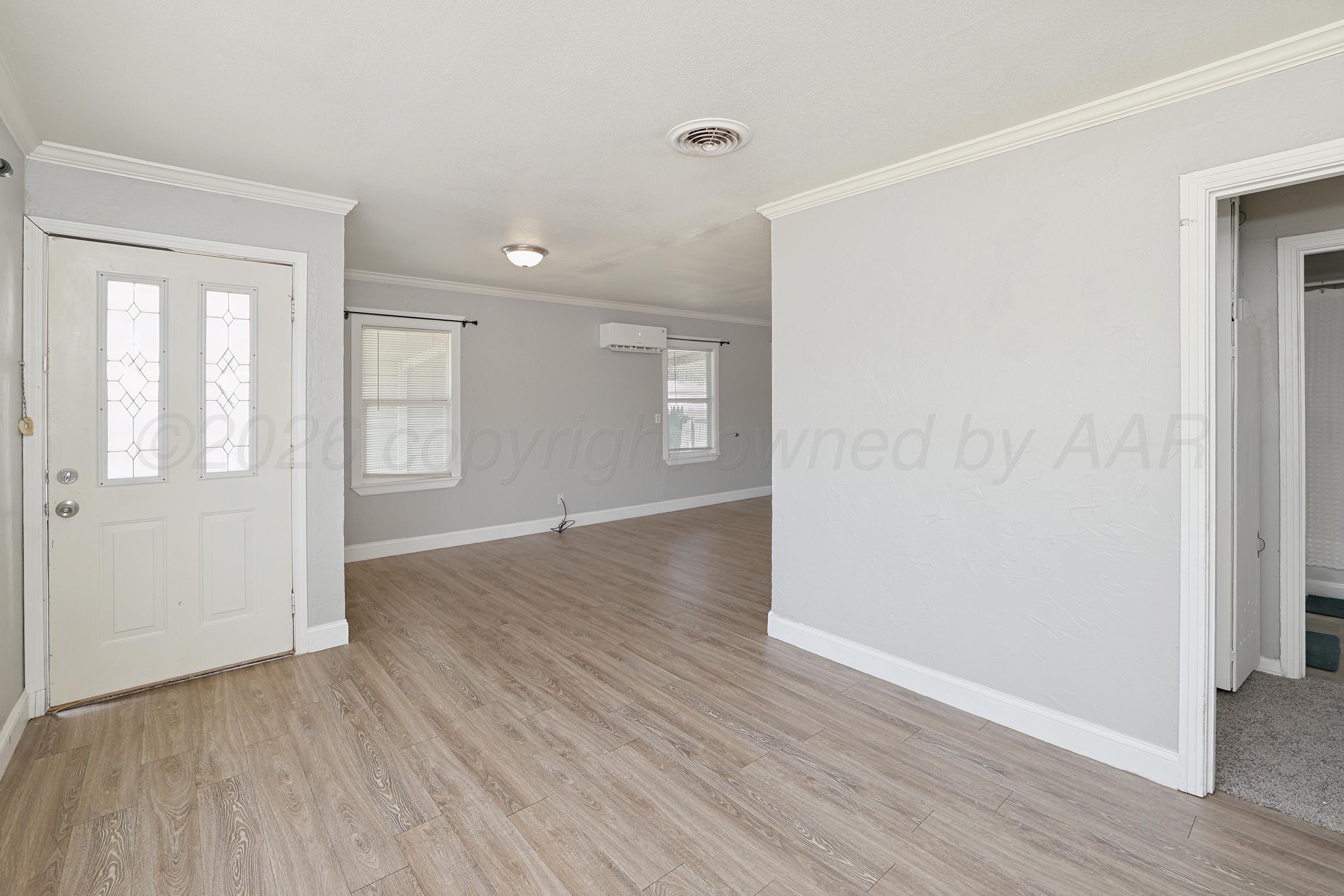 4613 S Lipscomb Street Property Photo 6