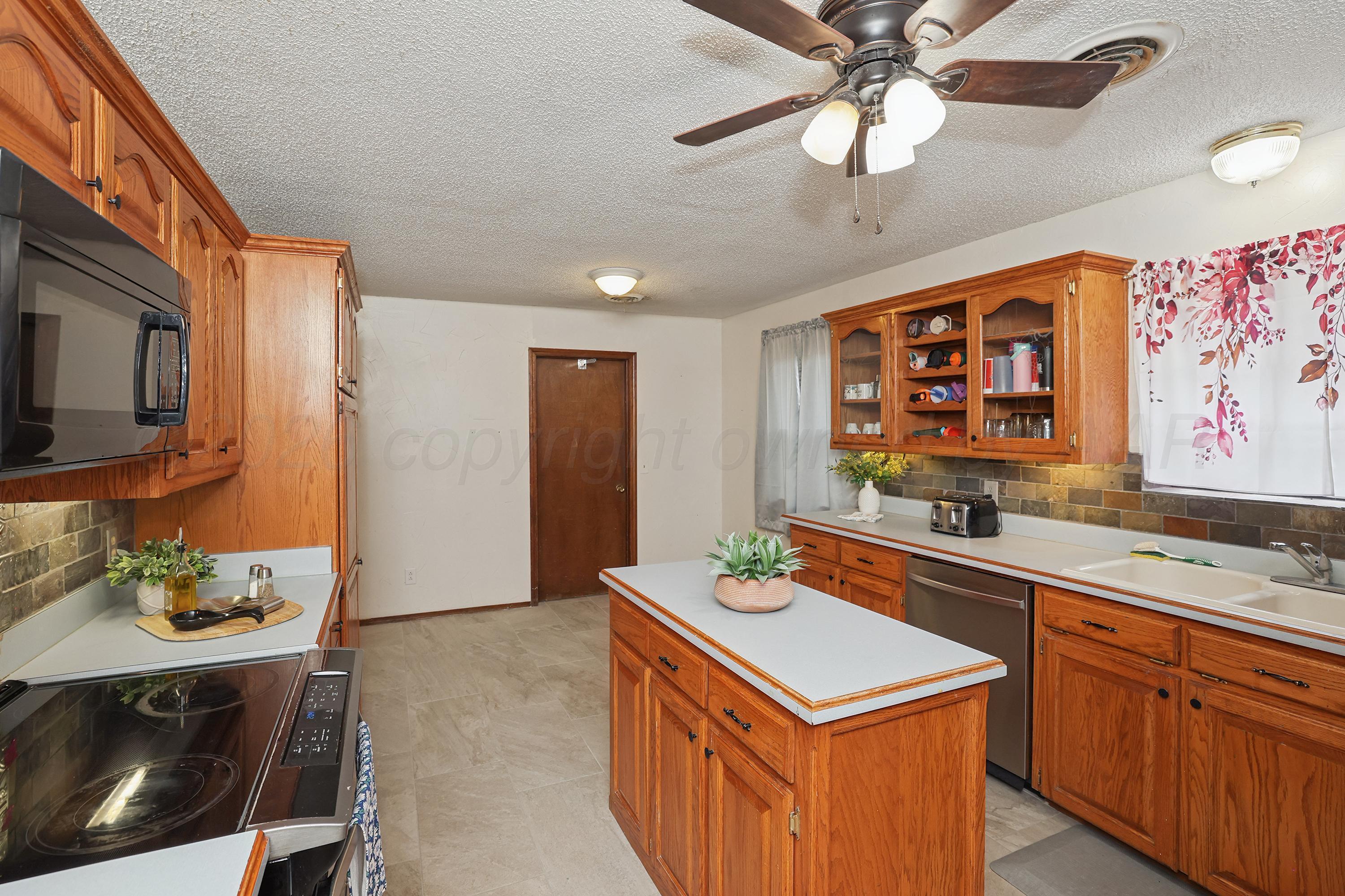 4030 Montague Drive Property Photo 13