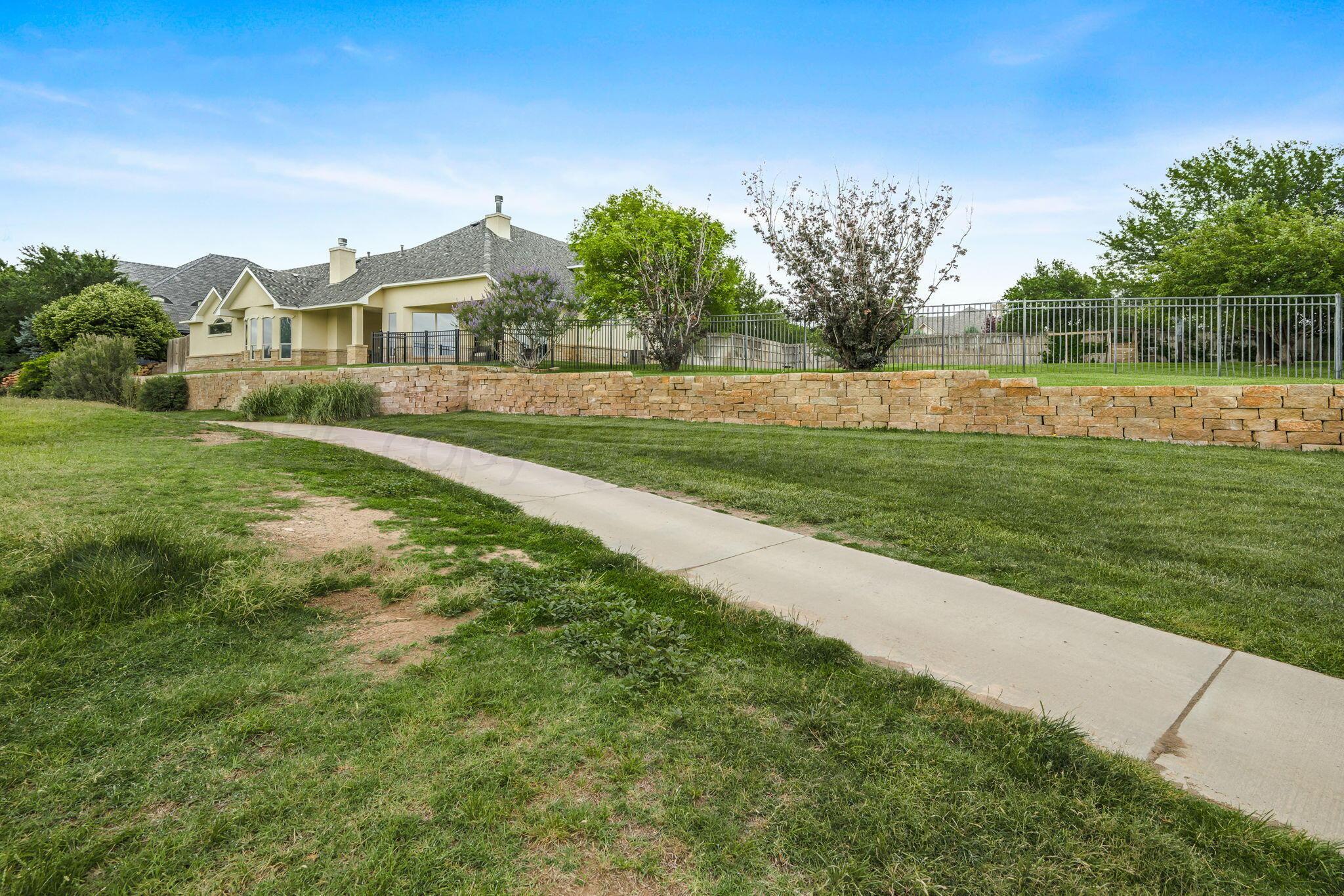 3 Prestwick Lane Property Photo 9
