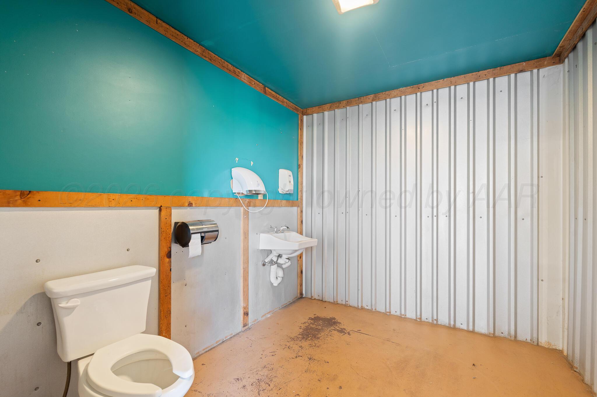 256 E Service Road Property Photo 22