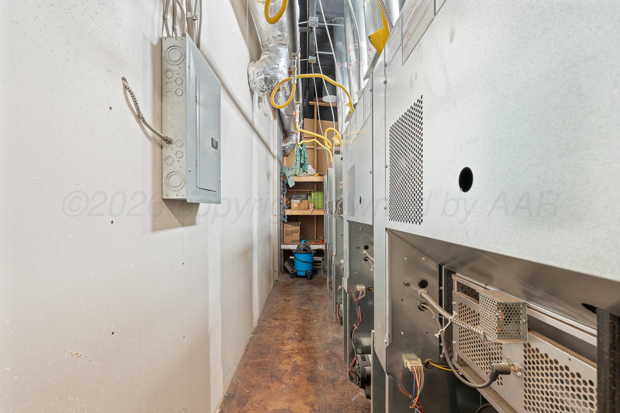 256 E Service Road Property Photo 40