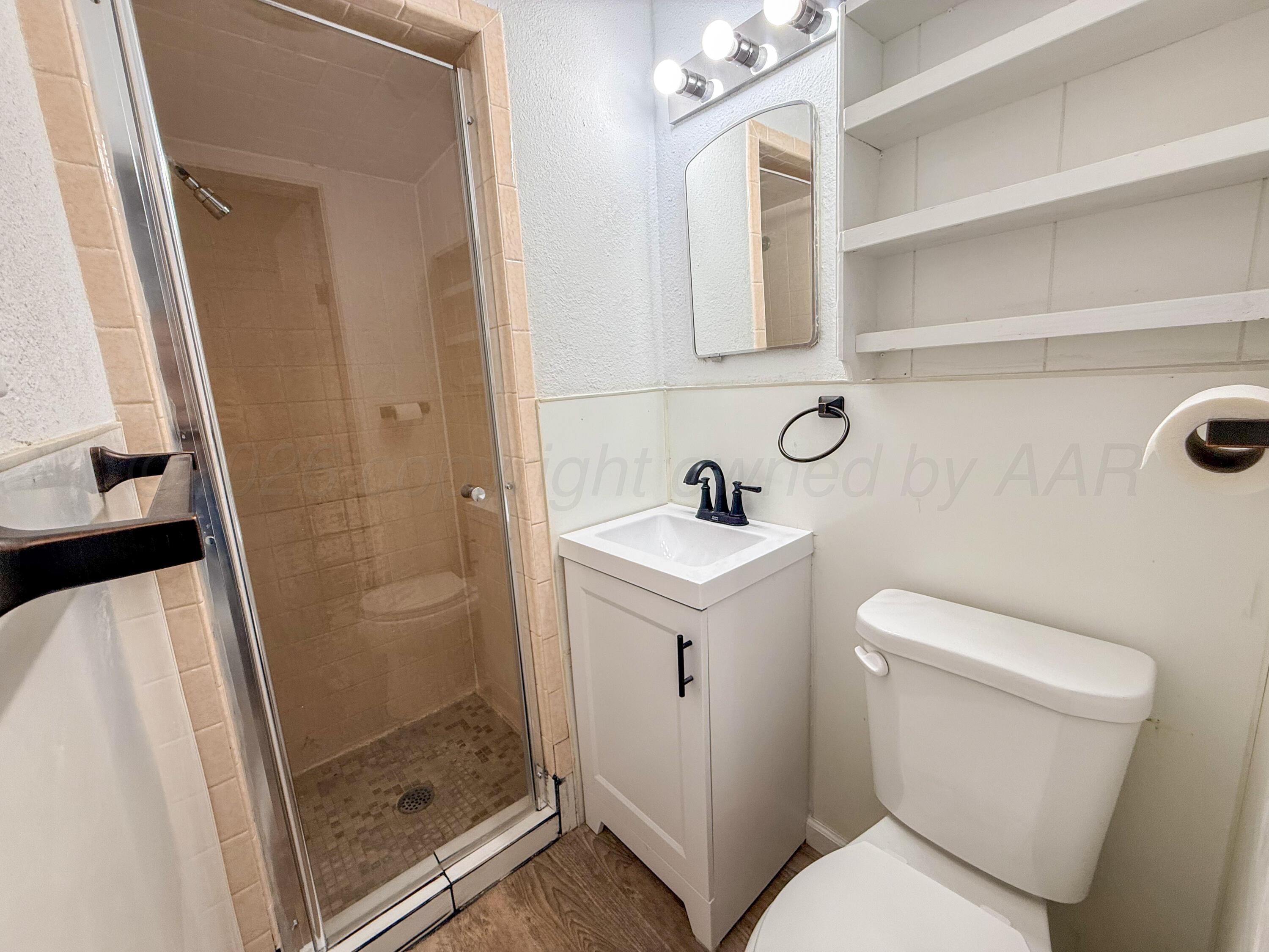 629 N Sloan Street Property Photo 25