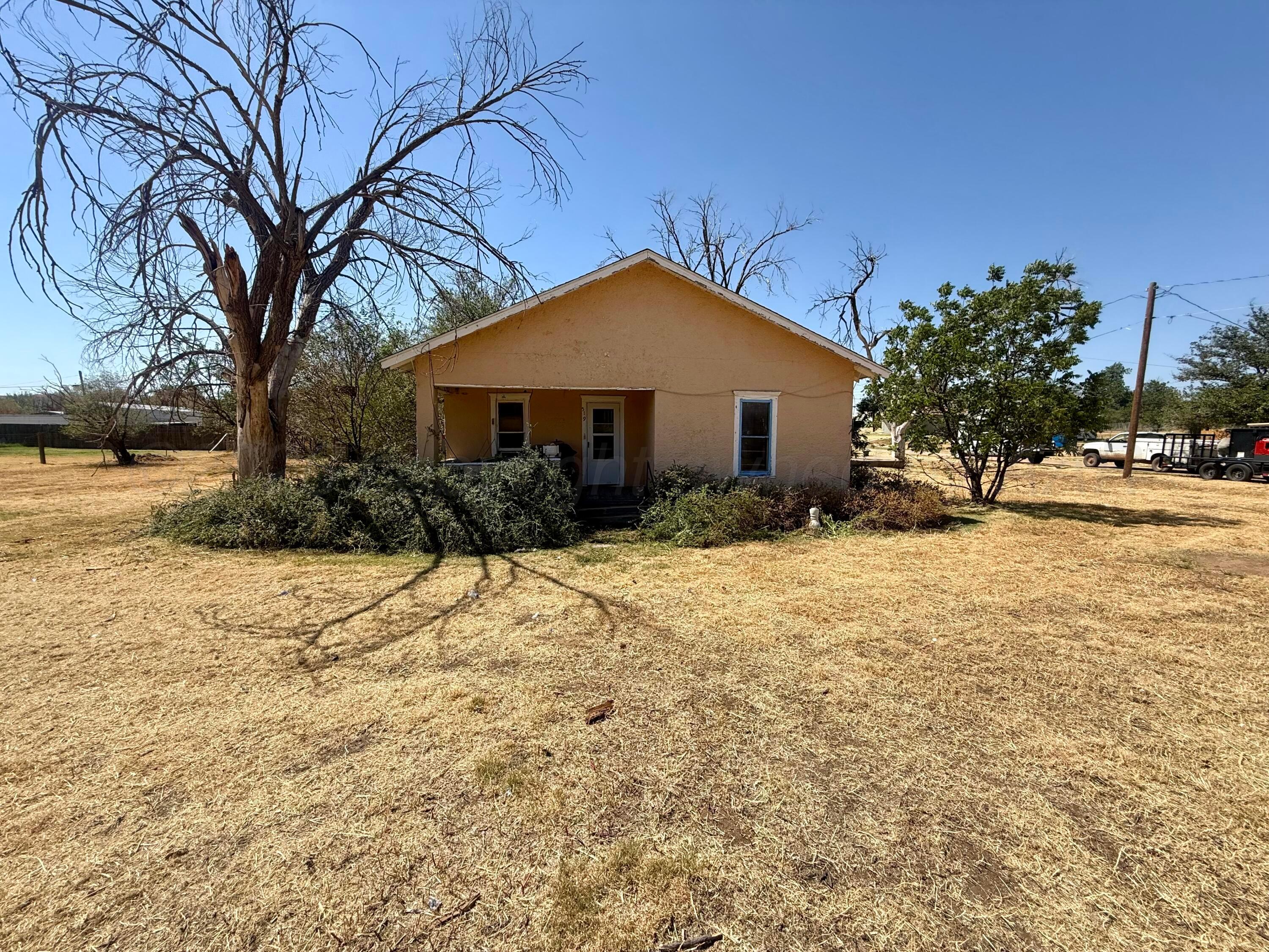 519 W 7th Street Property Photo 1