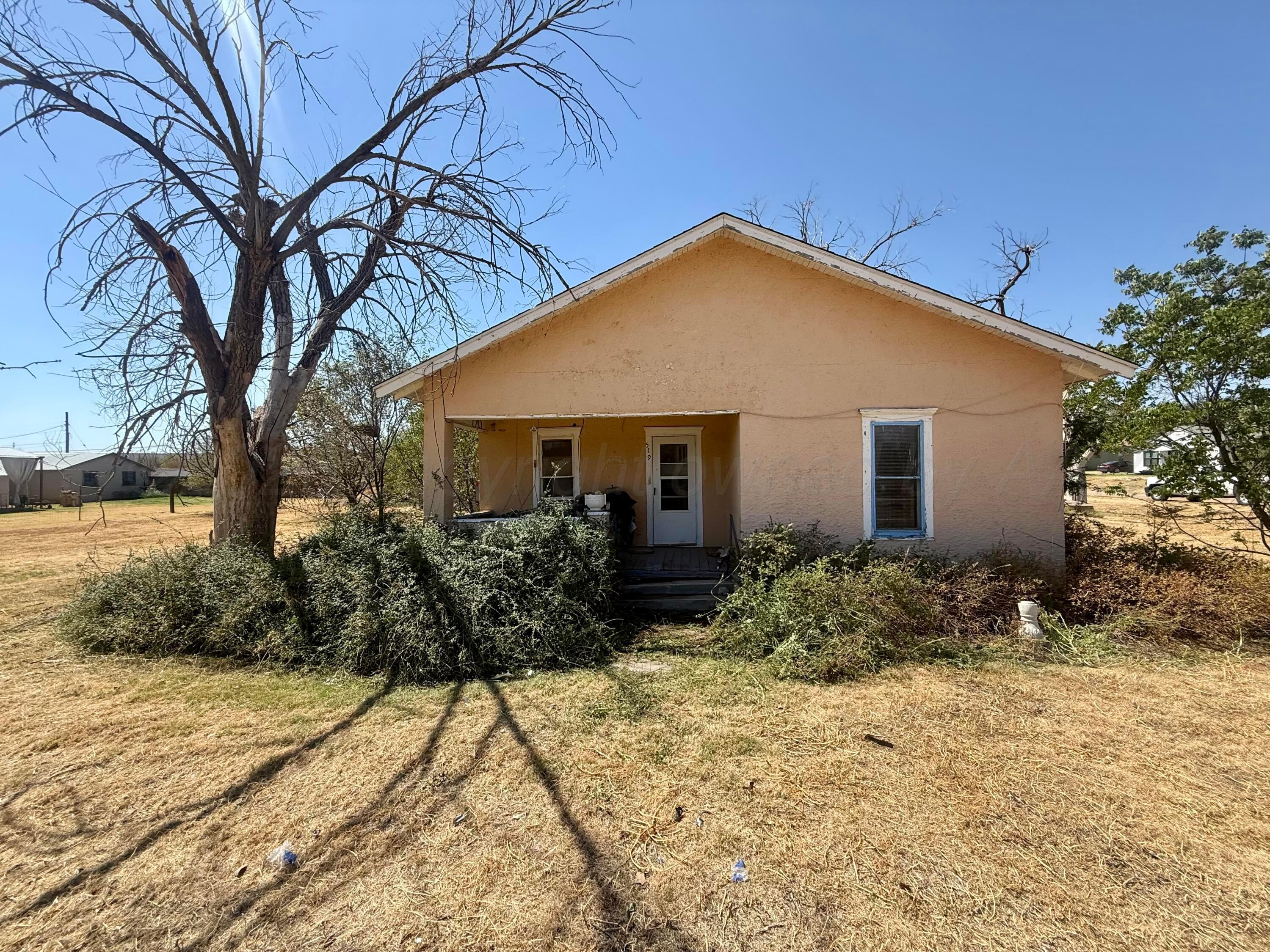 519 W 7th Street Property Photo 7