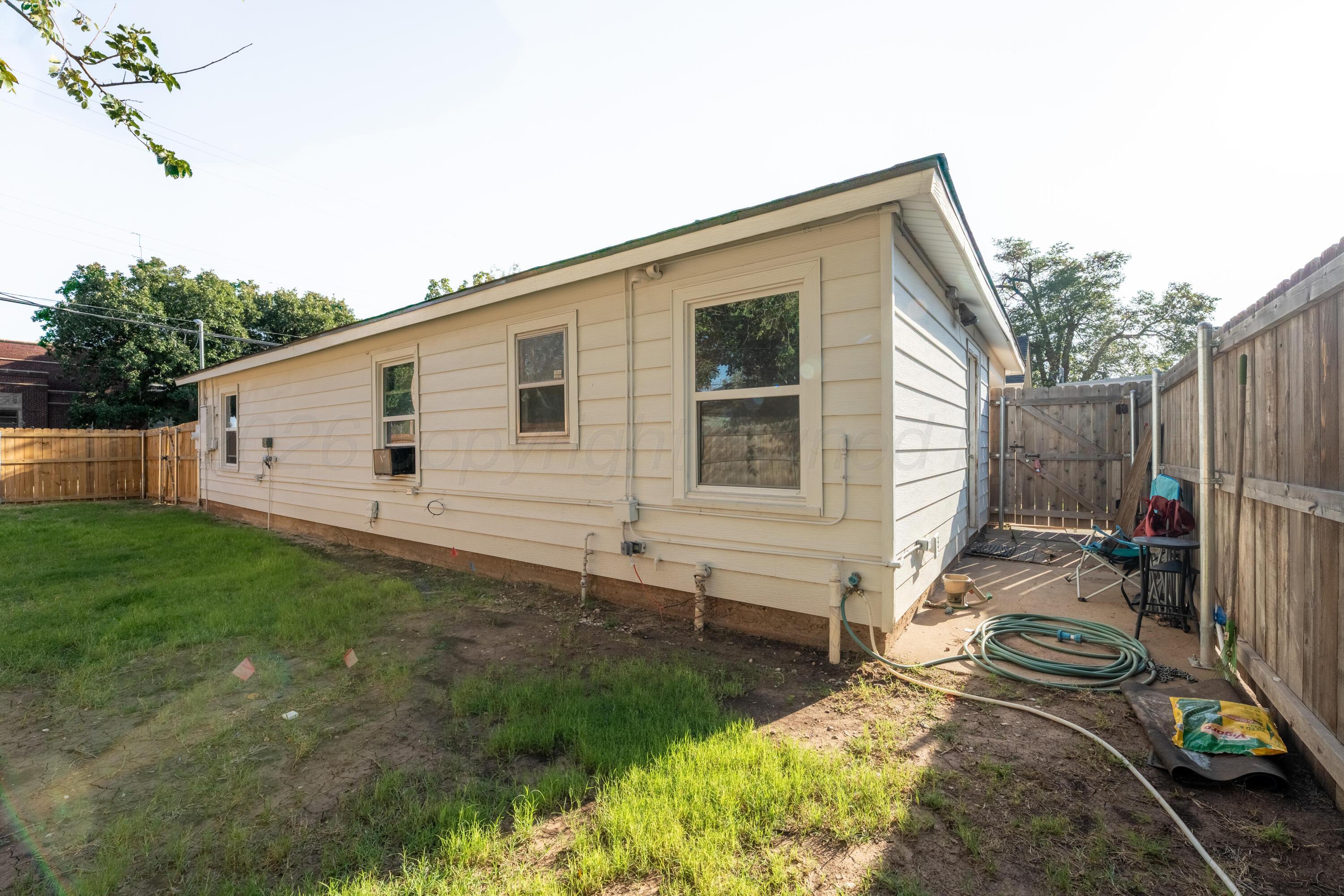 702 Sunset Terrace Property Photo 19