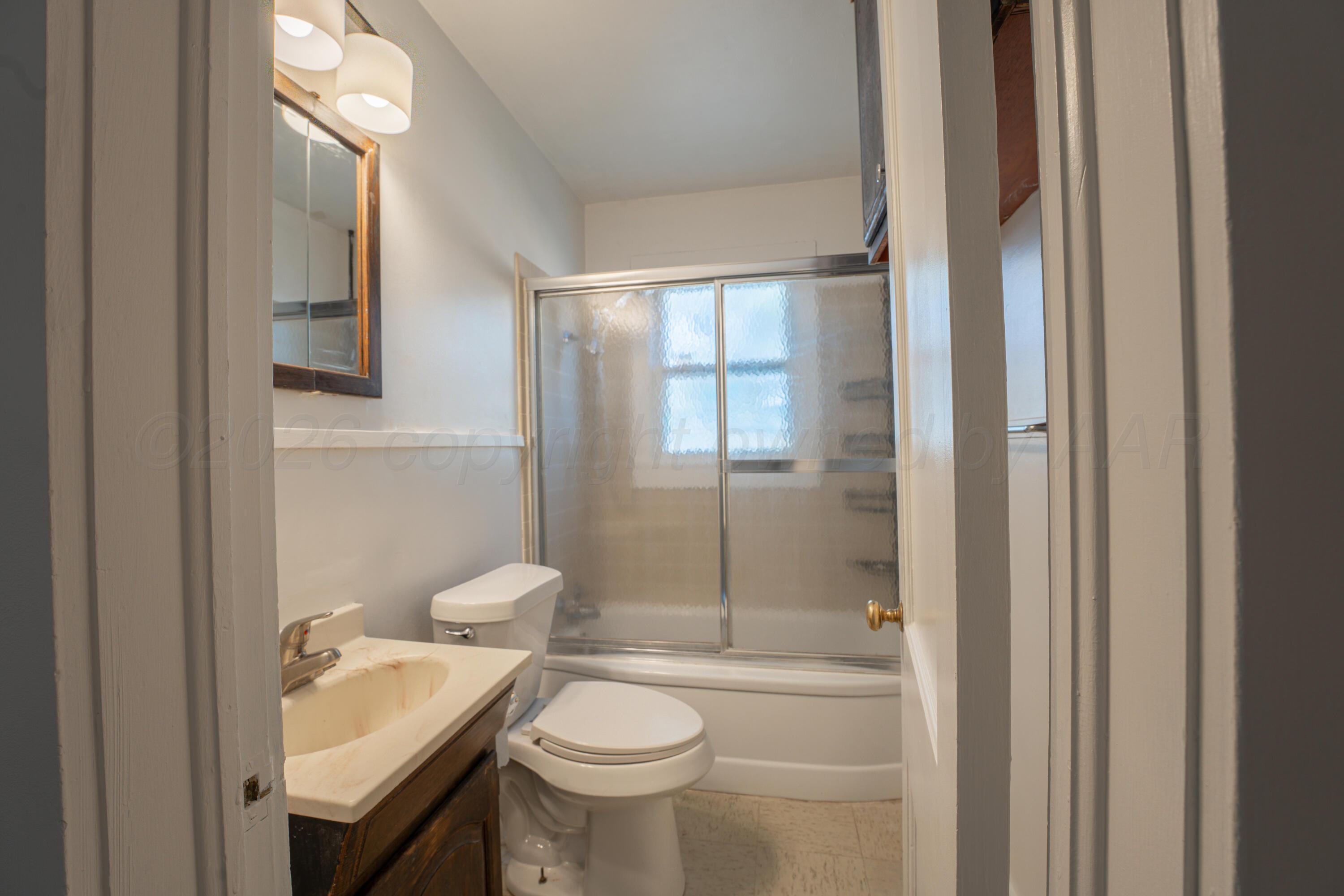 702 Sunset Terrace Property Photo 22